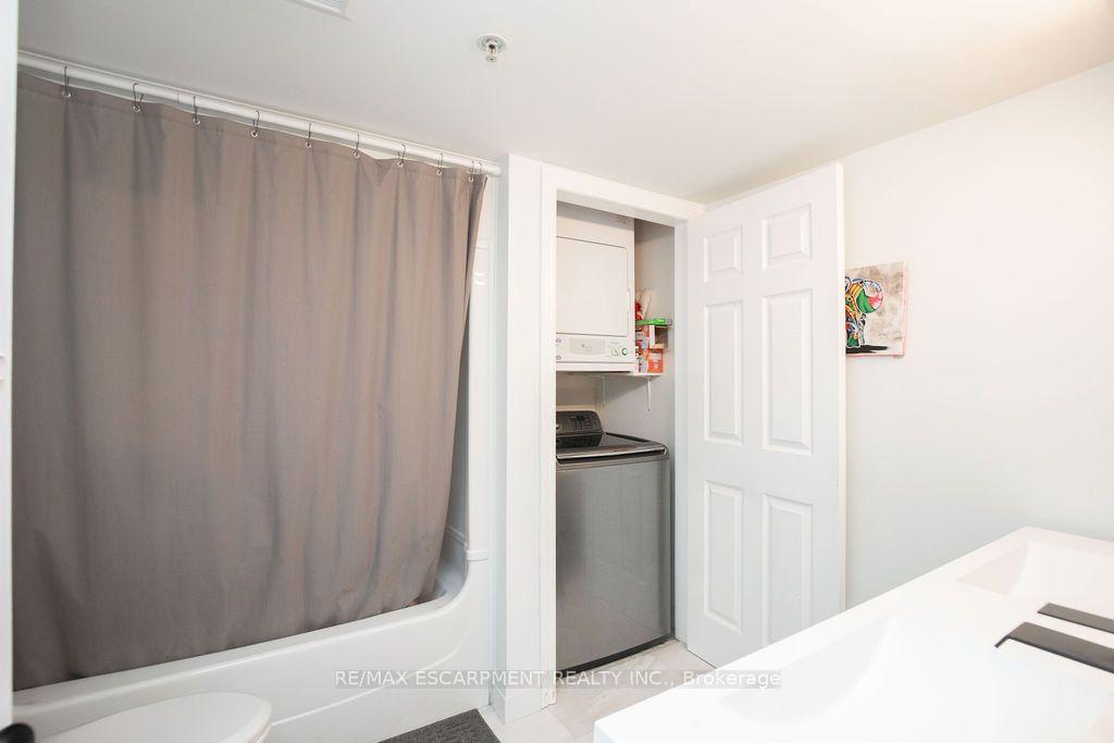 Photo 18 of Unit 207, 1480 Bishops Gate, Oakville, Glen Abbey — HOMEH