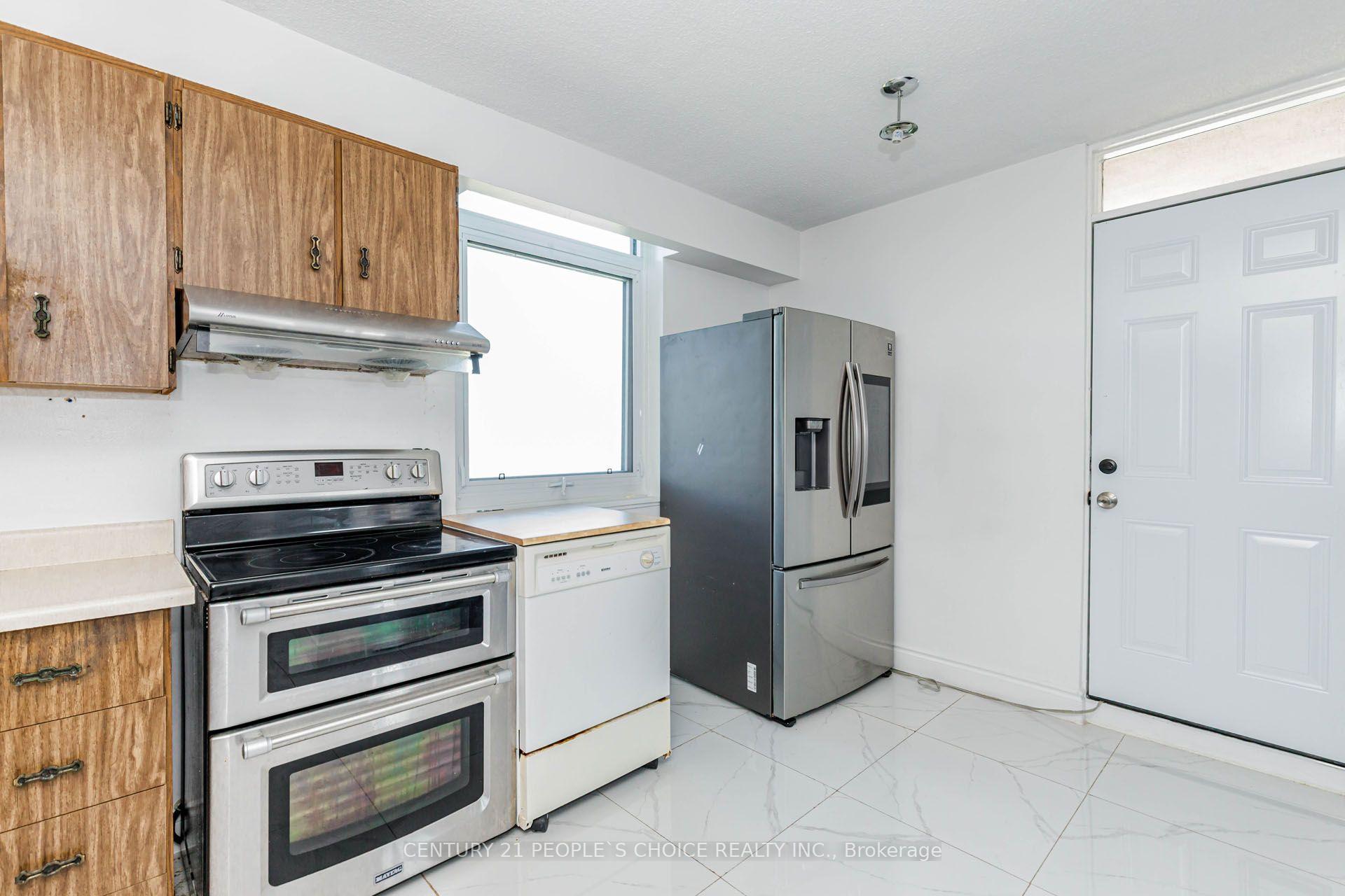 Photo 10 of Unit 1203, 301 Frances Avenue, Hamilton, Lakeshore — HOMEH