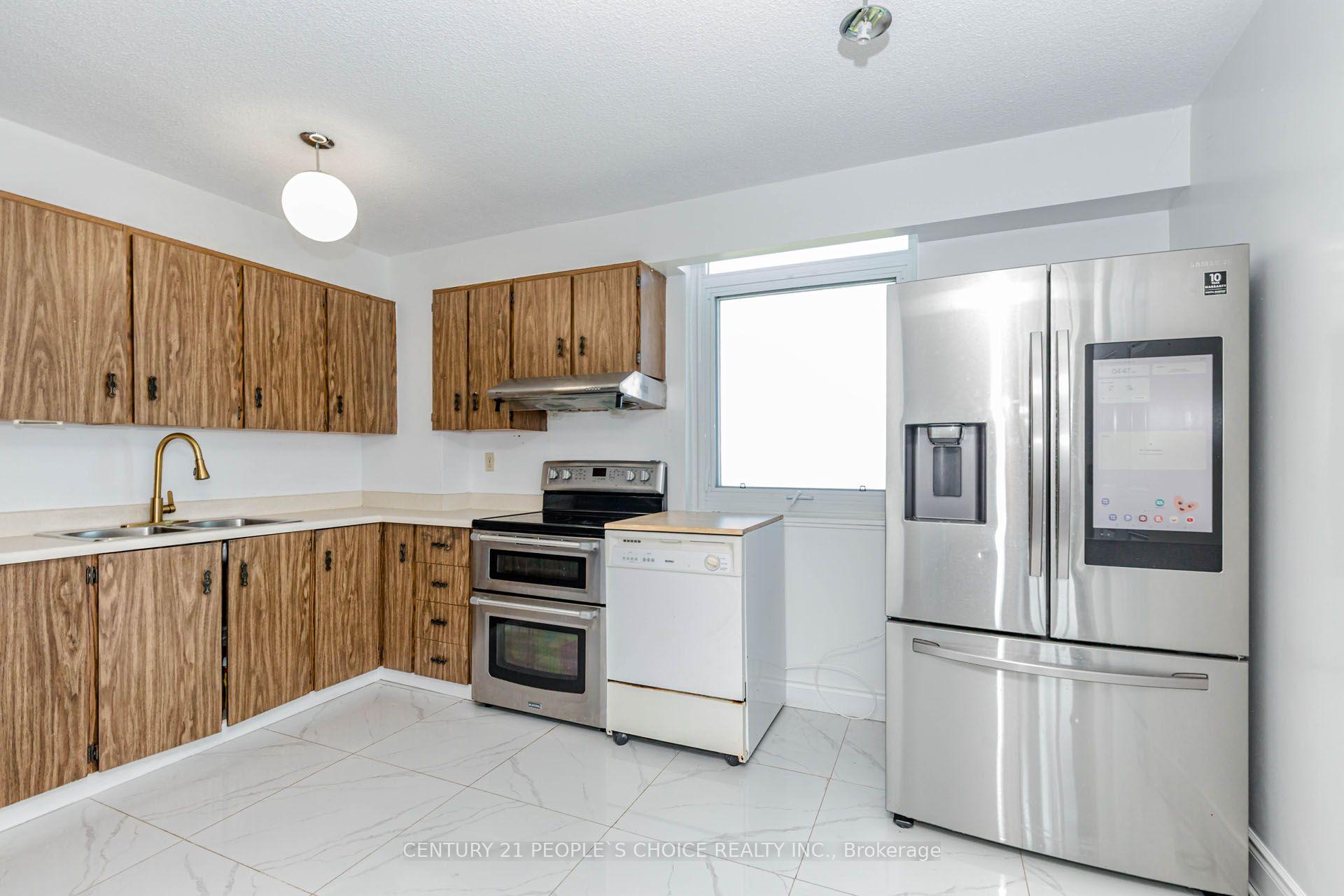 Photo 11 of Unit 1203, 301 Frances Avenue, Hamilton, Lakeshore — HOMEH