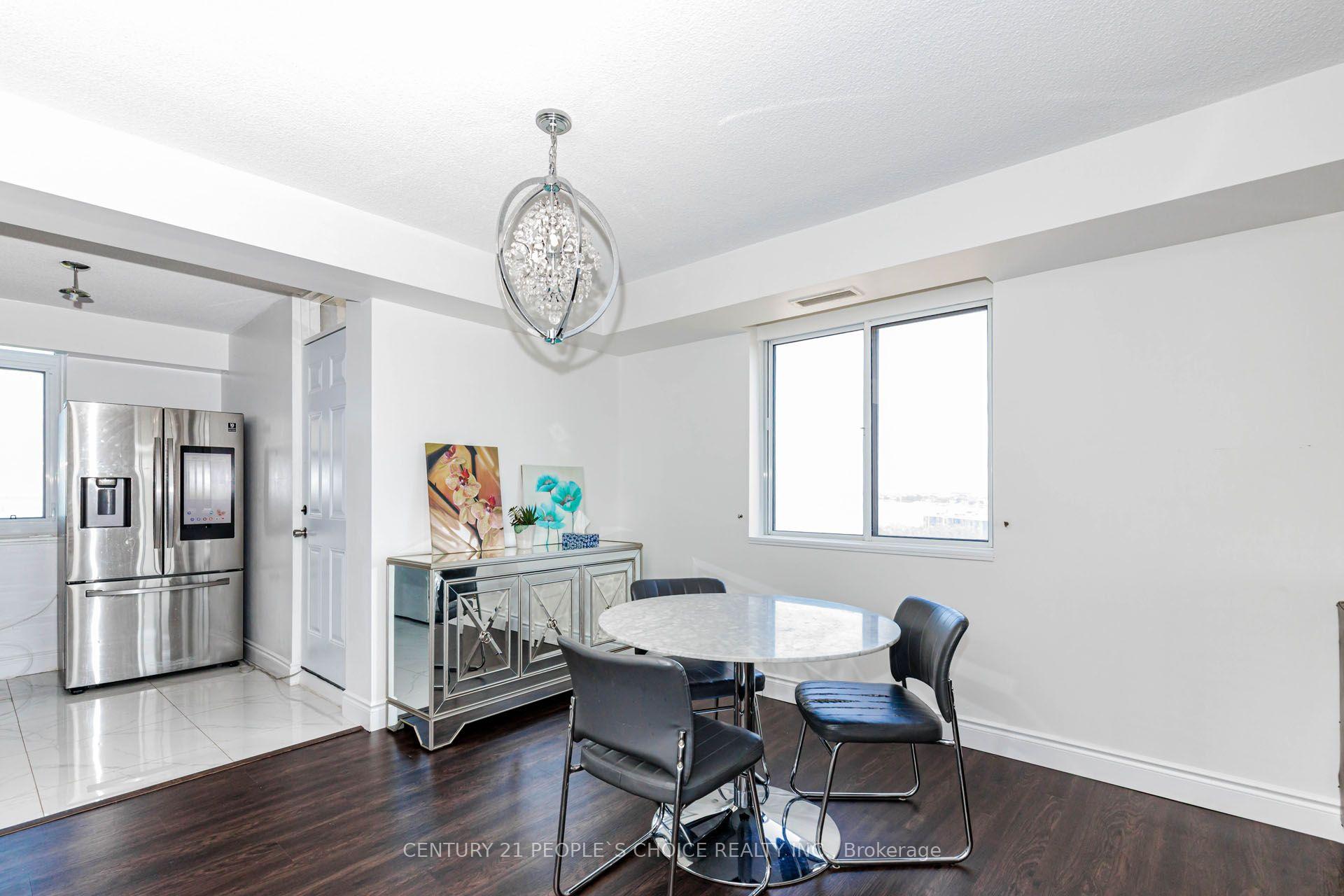 Photo 13 of Unit 1203, 301 Frances Avenue, Hamilton, Lakeshore — HOMEH