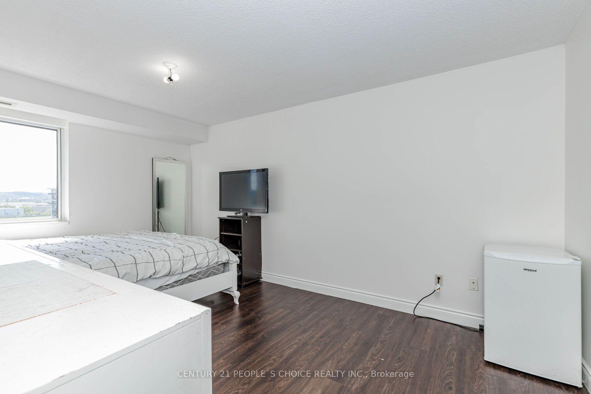 Photo 21 of Unit 1203, 301 Frances Avenue, Hamilton, Lakeshore — HOMEH