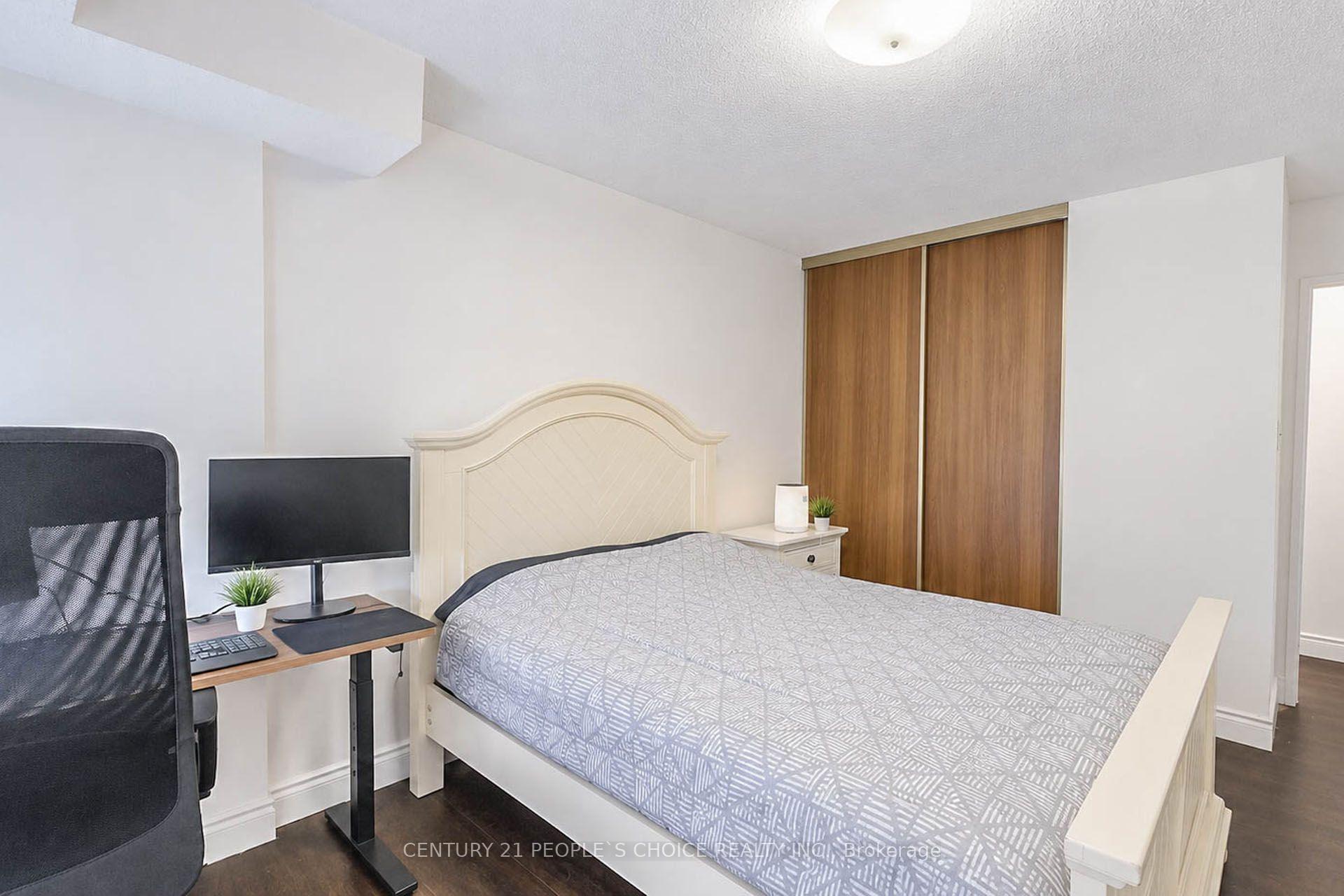 Photo 29 of Unit 1203, 301 Frances Avenue, Hamilton, Lakeshore — HOMEH