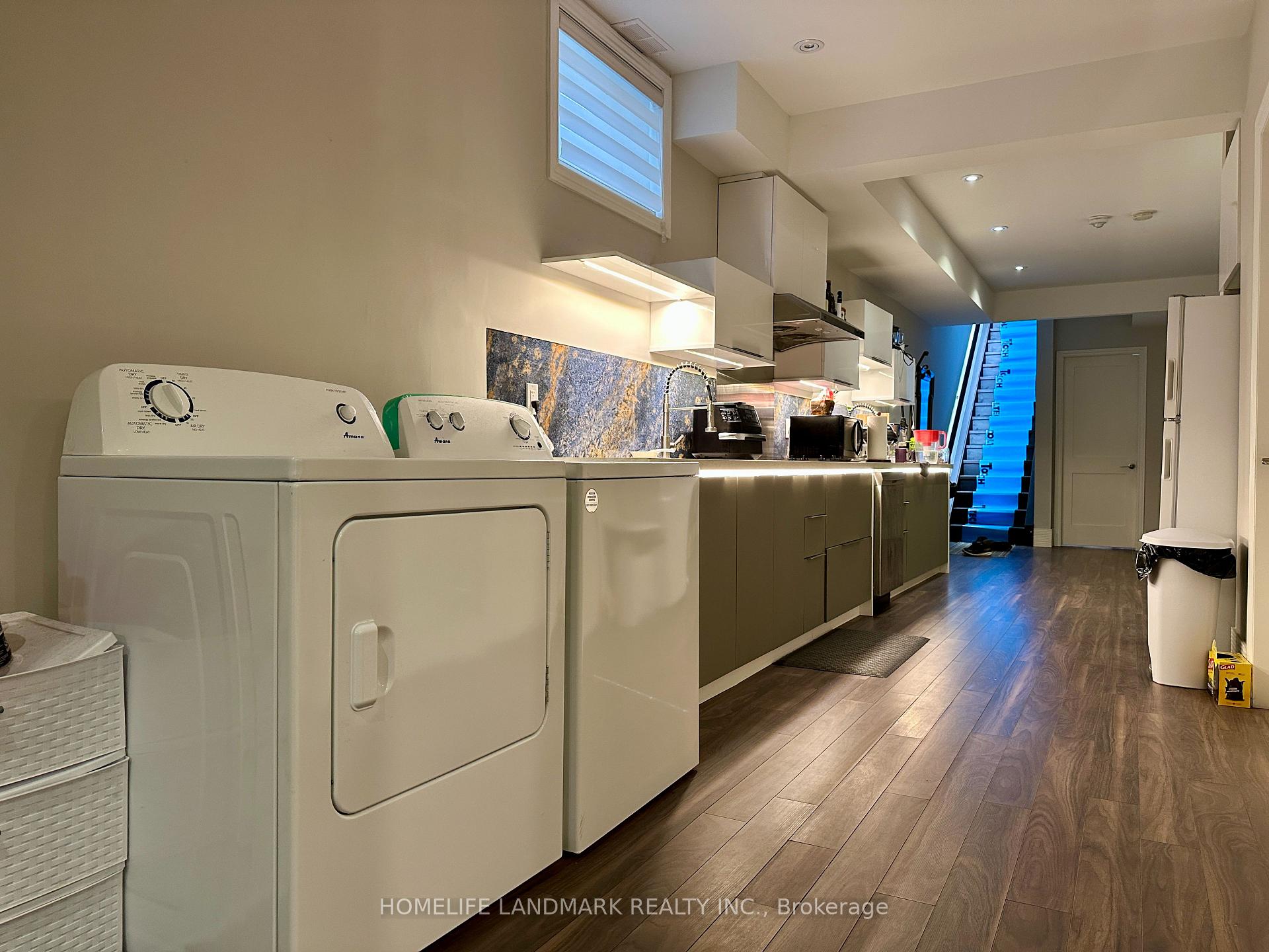 Photo 3 of 86 Pemberton Avenue, North York, Newtonbrook East — HOMEH