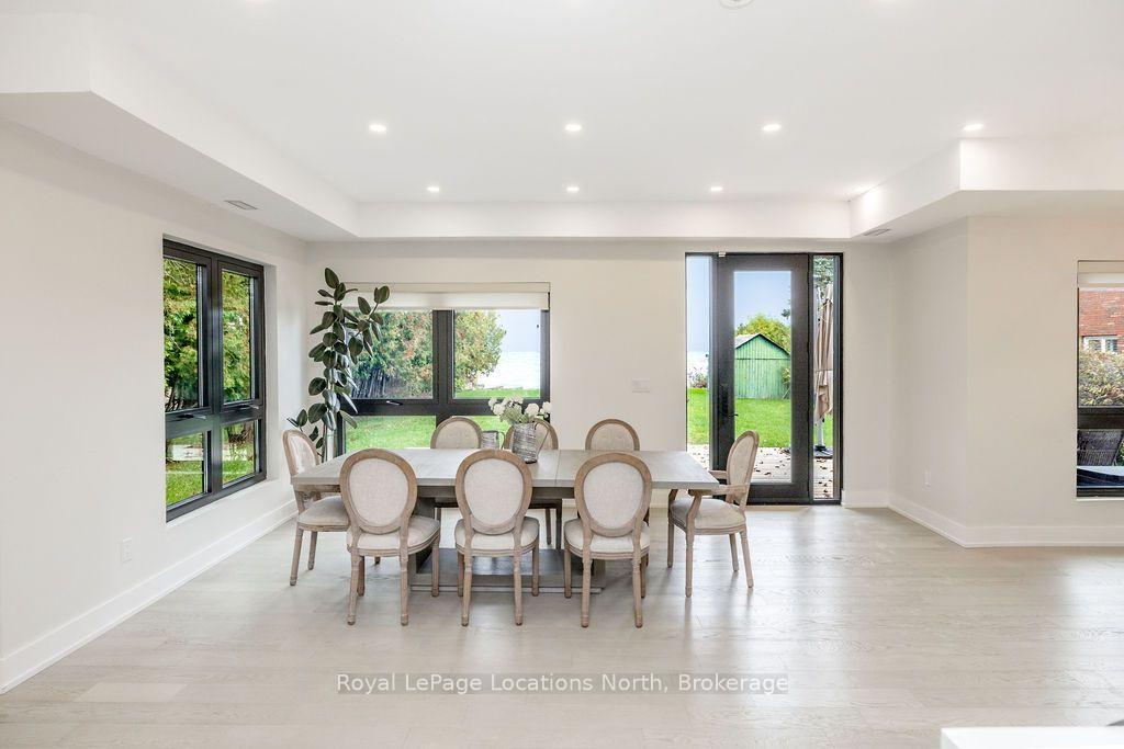 Photo 6 of 11 Georgian Manor Drive, Collingwood — HOMEH