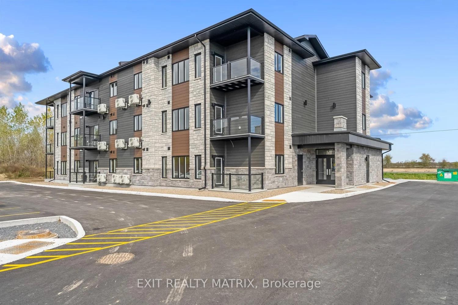 Photo of Unit 103, 333 Belfort Street