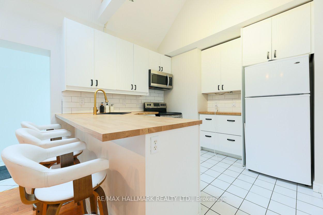 Photo 15 of 50 Earl Grey Road, Toronto, Blake-Jones — HOMEH