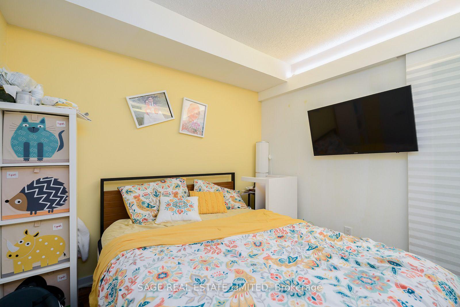 Photo 8 of Unit 1705, 208 Queens Quay W, Toronto, Waterfront Communities — HOMEH