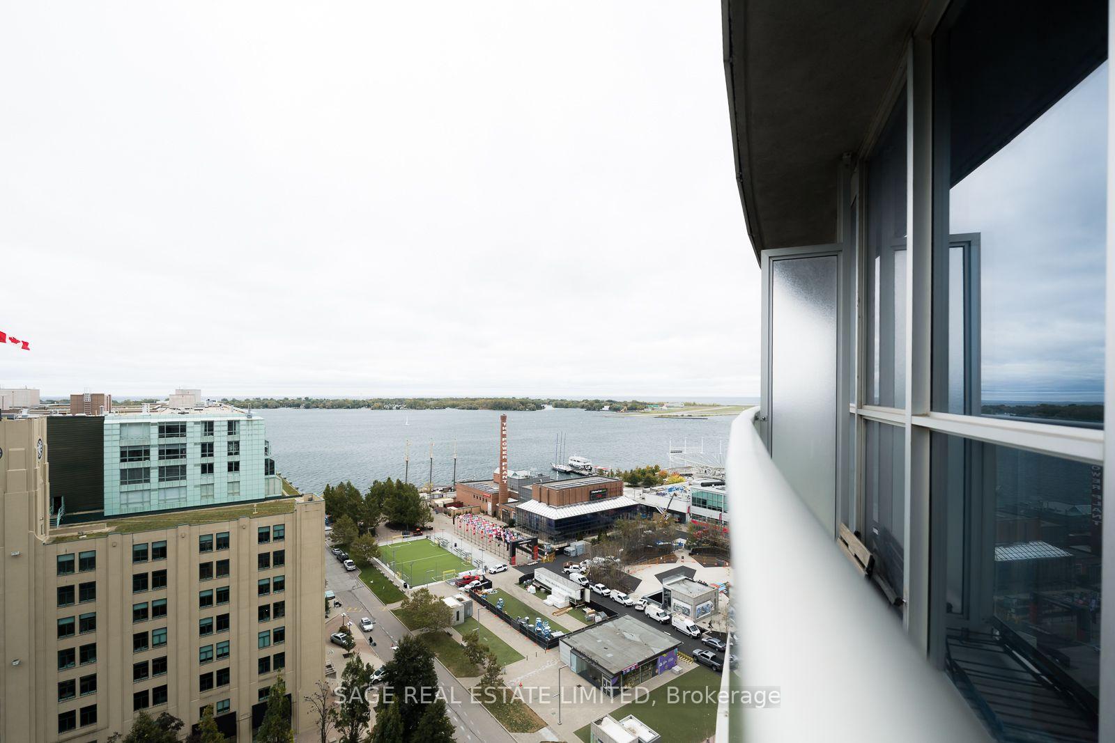 Photo 17 of Unit 1705, 208 Queens Quay W, Toronto, Waterfront Communities — HOMEH