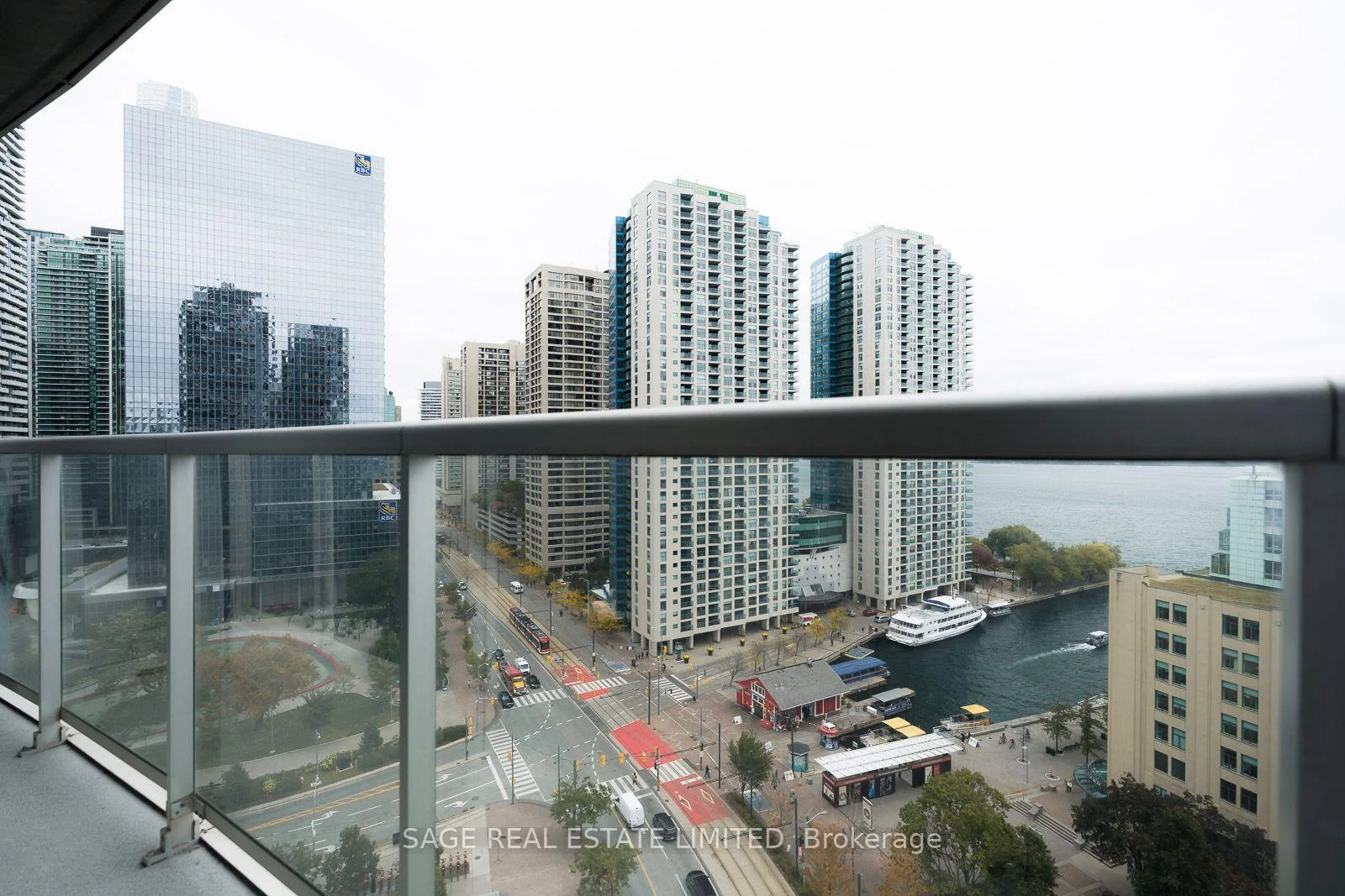 Photo 29 of Unit 1705, 208 Queens Quay W, Toronto, Waterfront Communities — HOMEH