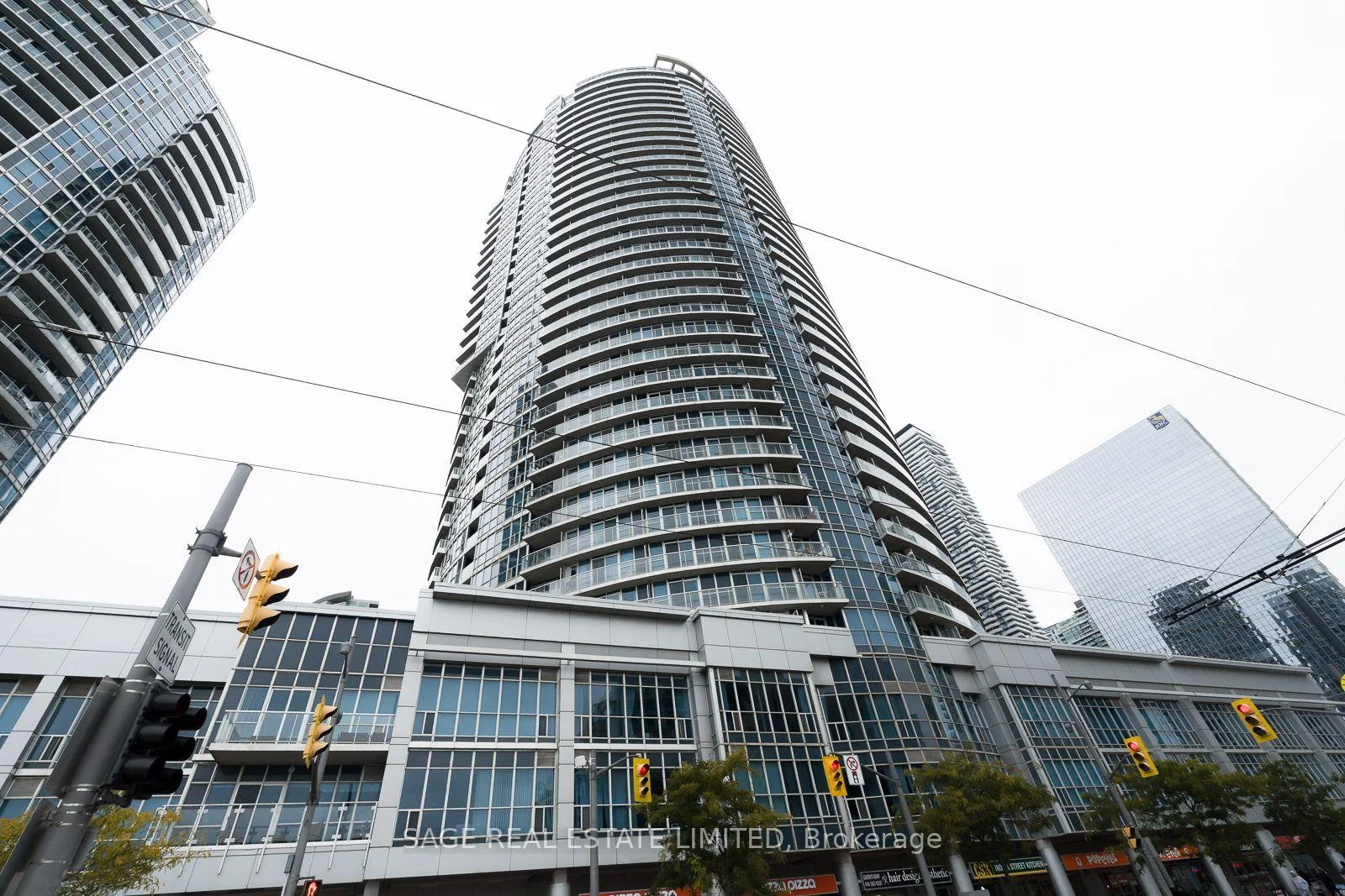Photo 39 of Unit 1705, 208 Queens Quay W, Toronto, Waterfront Communities — HOMEH