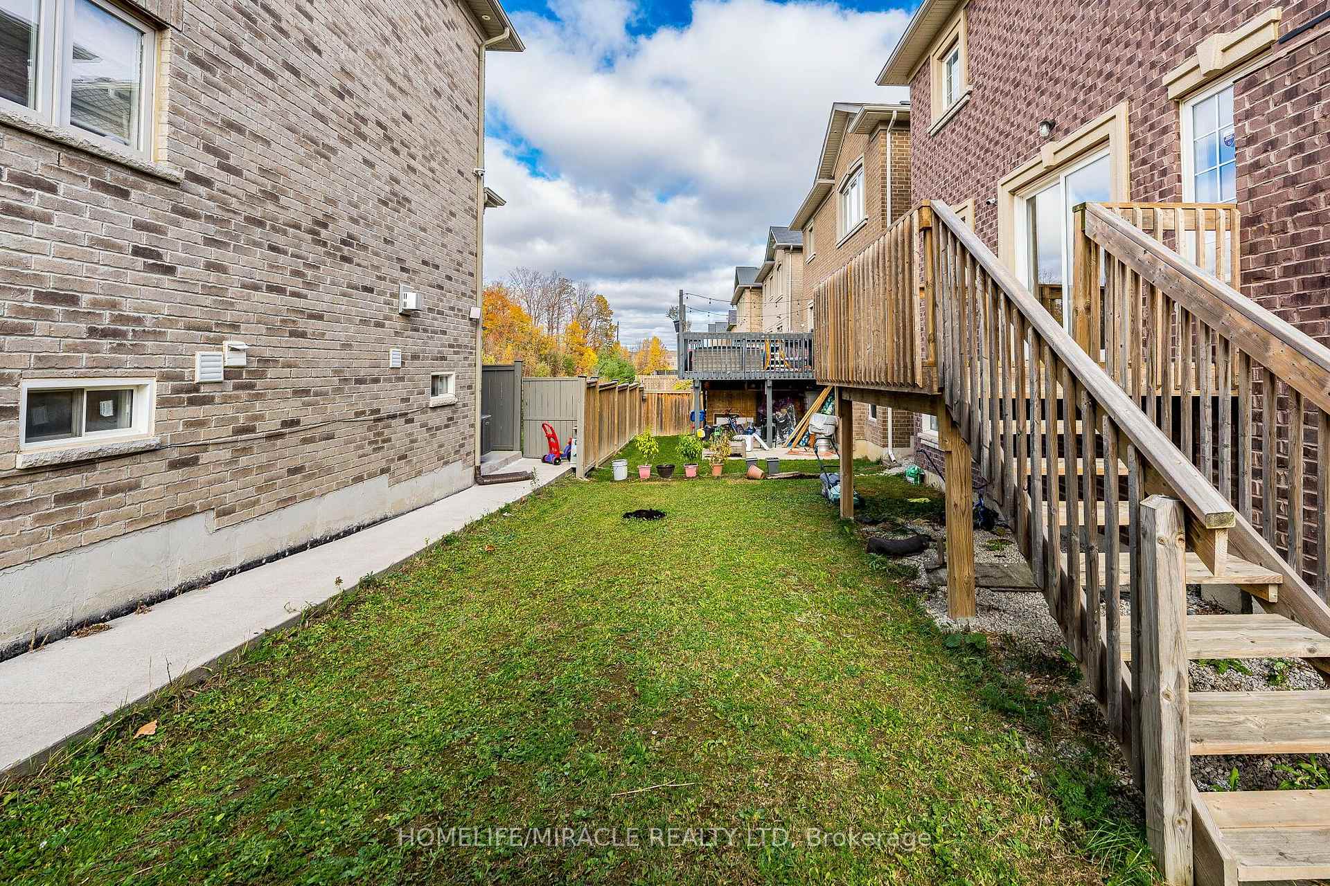 Photo 50 of 372 Remembrance Road, Brampton, Northwest Brampton — HOMEH