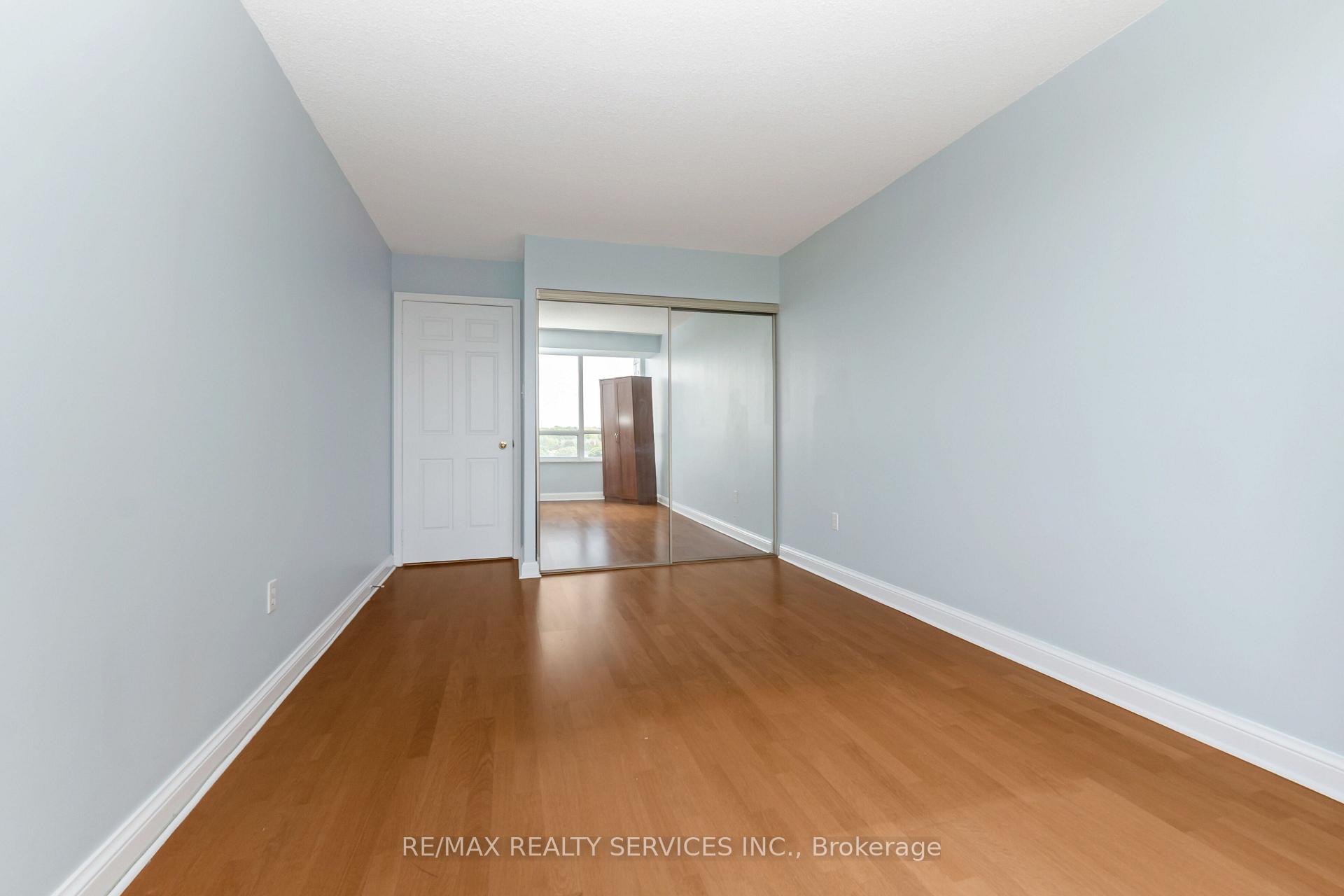 Photo 25 of Unit 709, 22 Hanover Road, Brampton, Queen Street Corridor — HOMEH