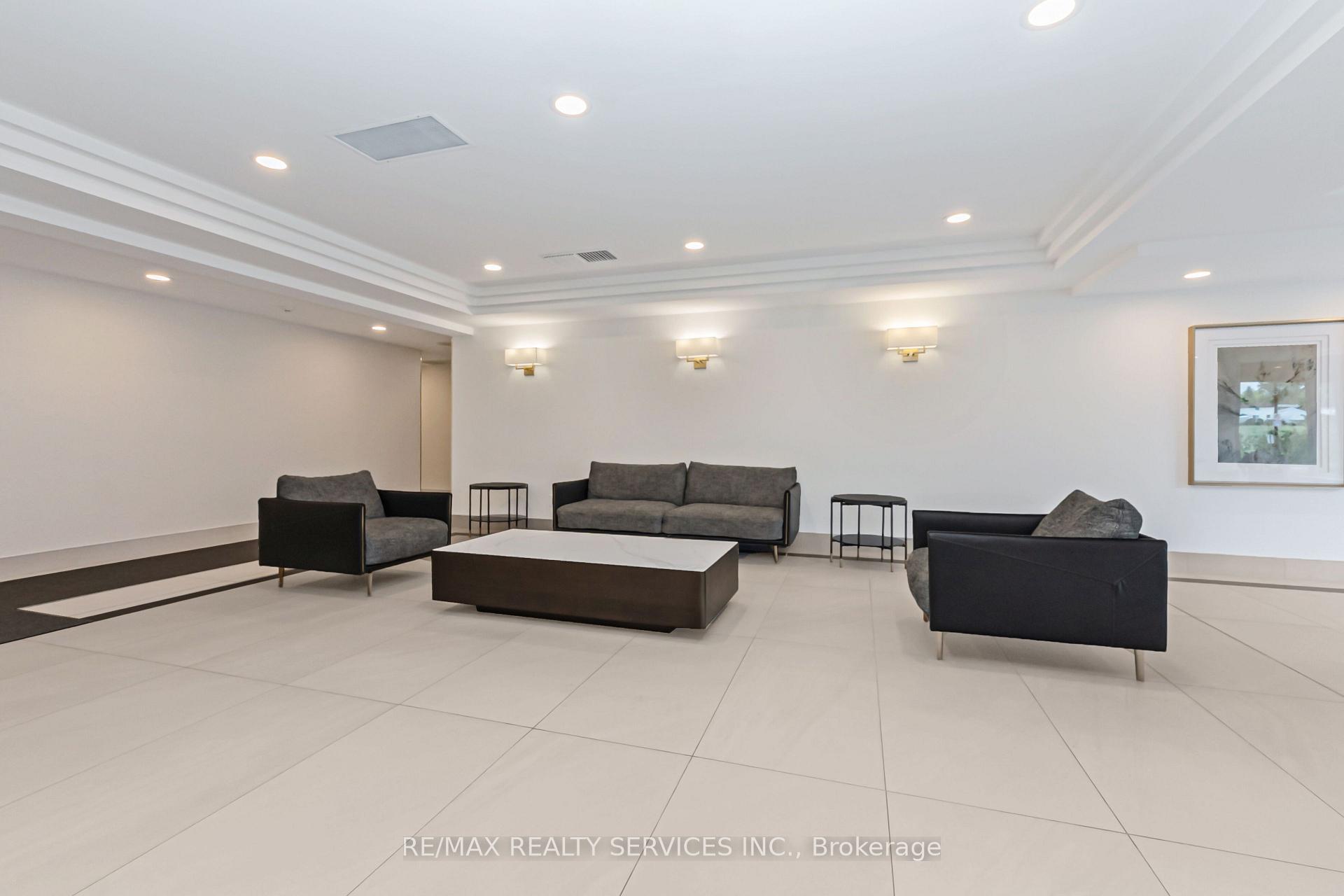 Photo 31 of Unit 709, 22 Hanover Road, Brampton, Queen Street Corridor — HOMEH