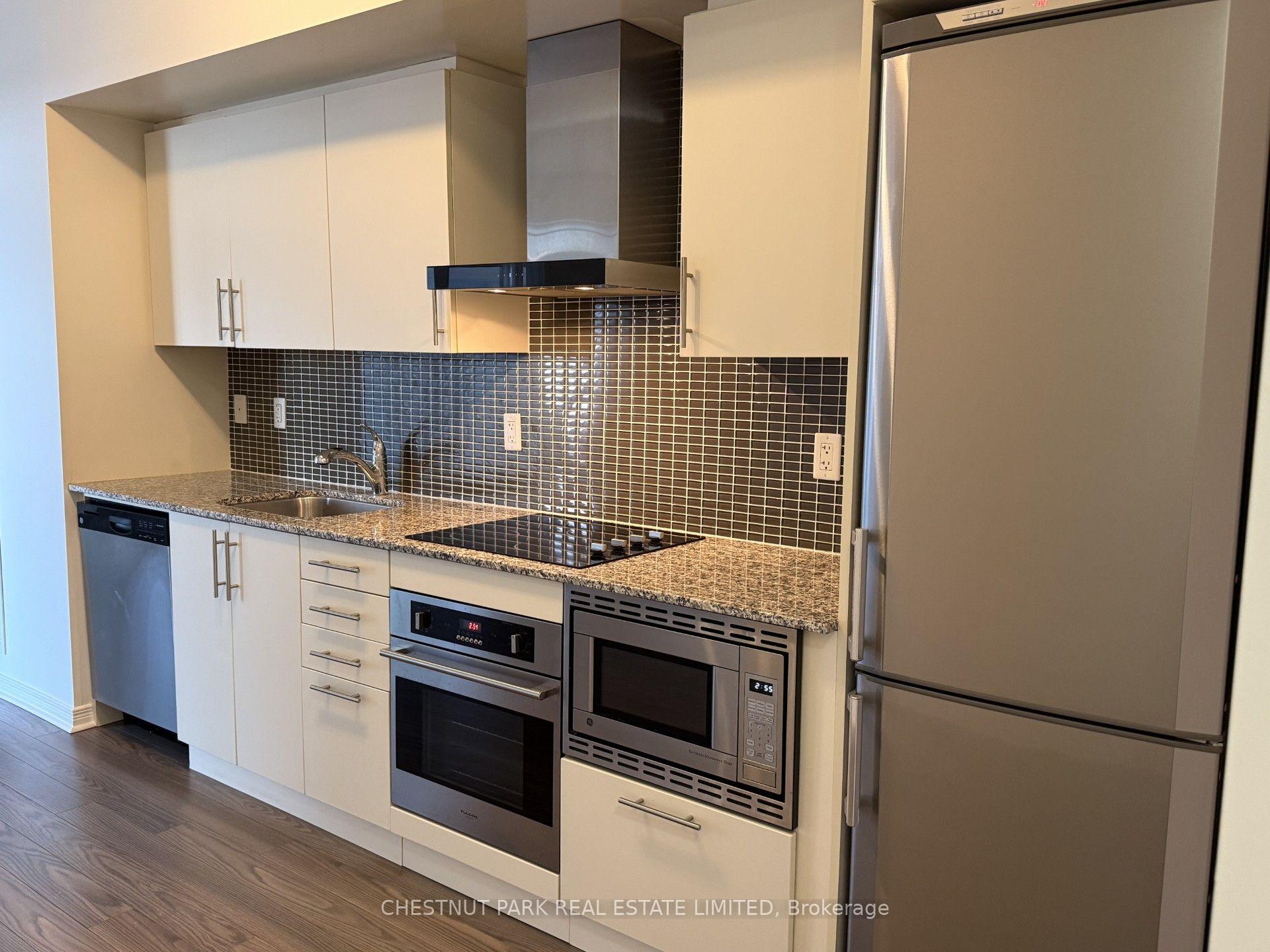 Photo 4 of Unit 1711, 352 Front Street W, Toronto, Waterfront Communities — HOMEH