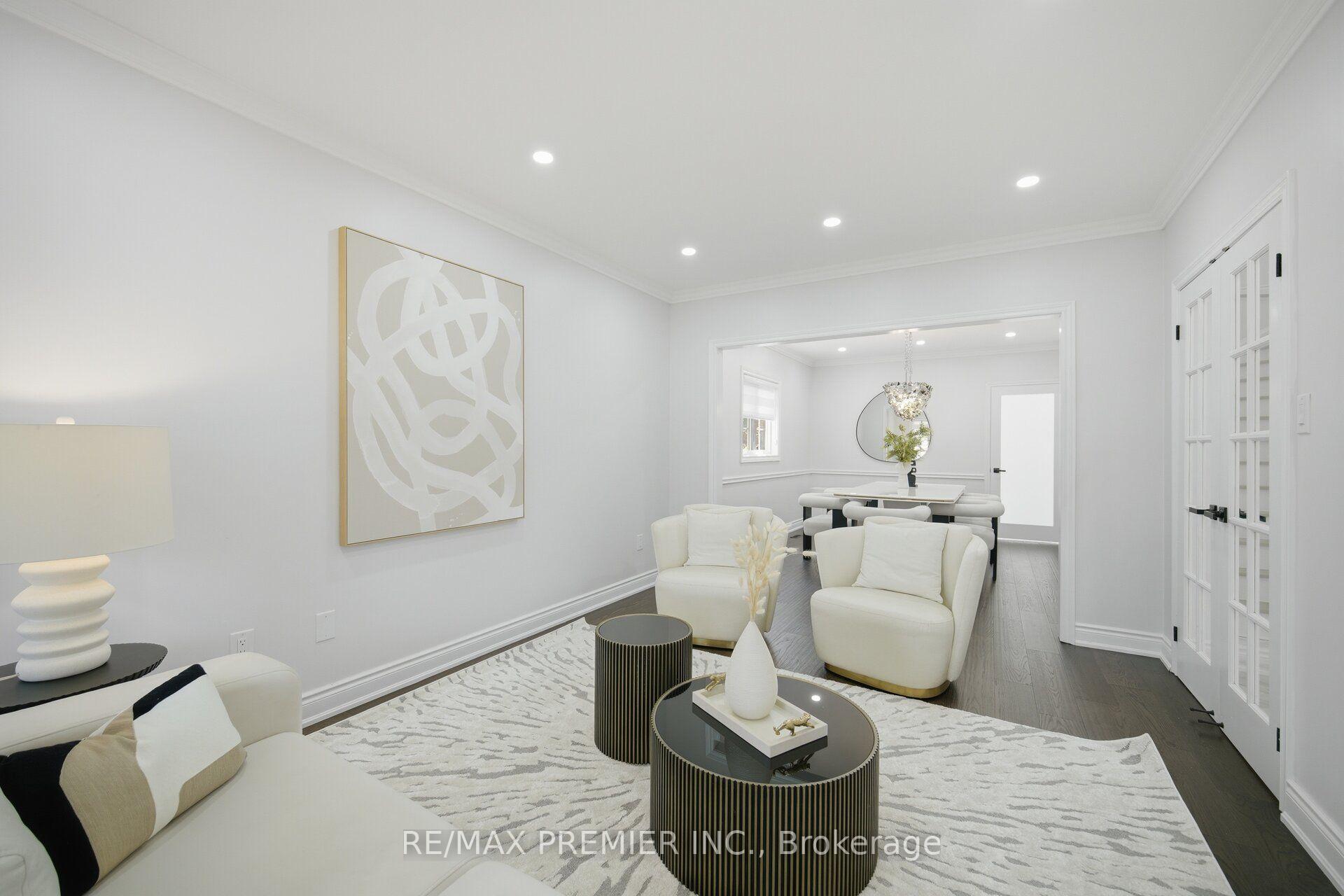 Photo 9 of 95 Hudson Drive, Vaughan, Maple — HOMEH