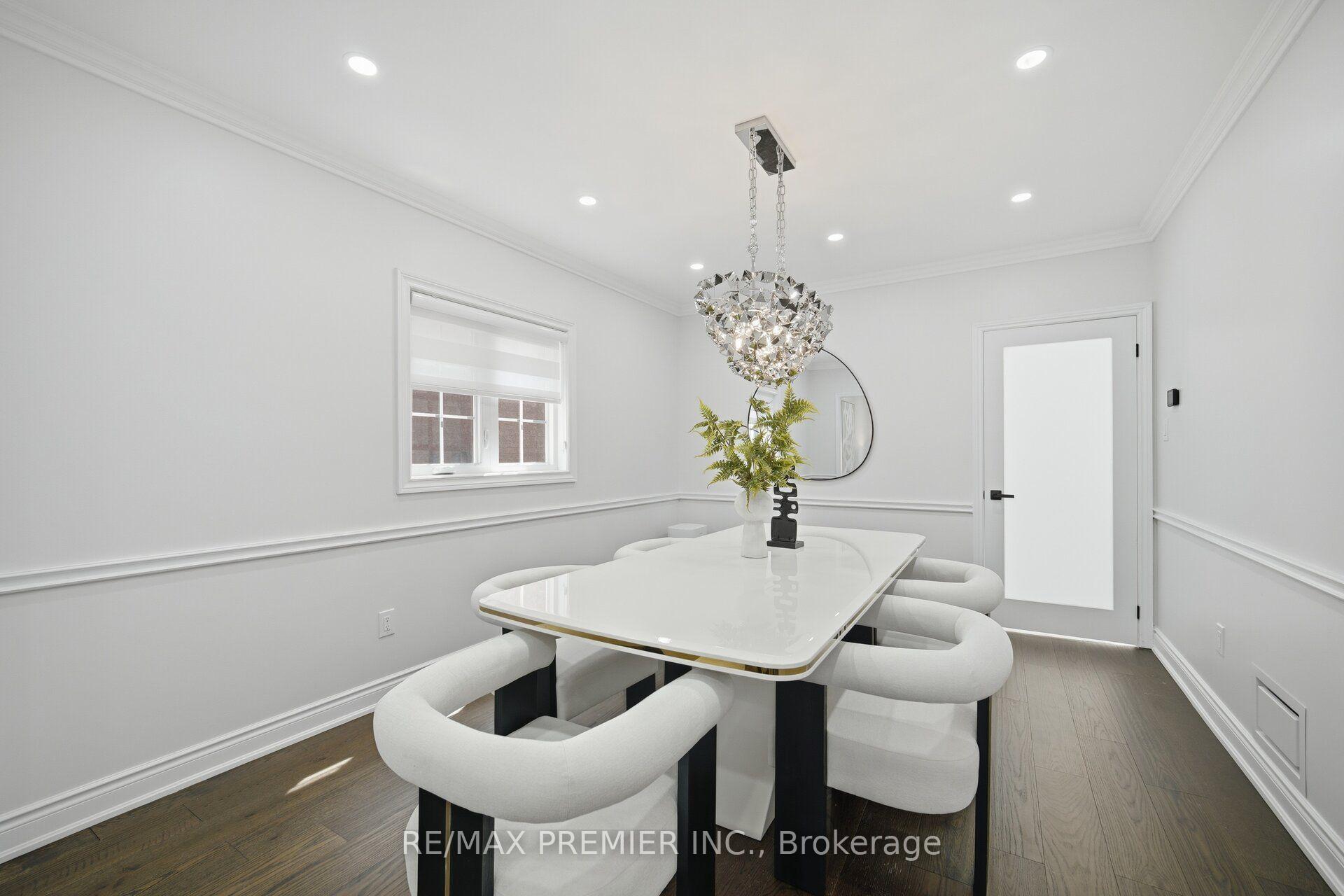 Photo 11 of 95 Hudson Drive, Vaughan, Maple — HOMEH