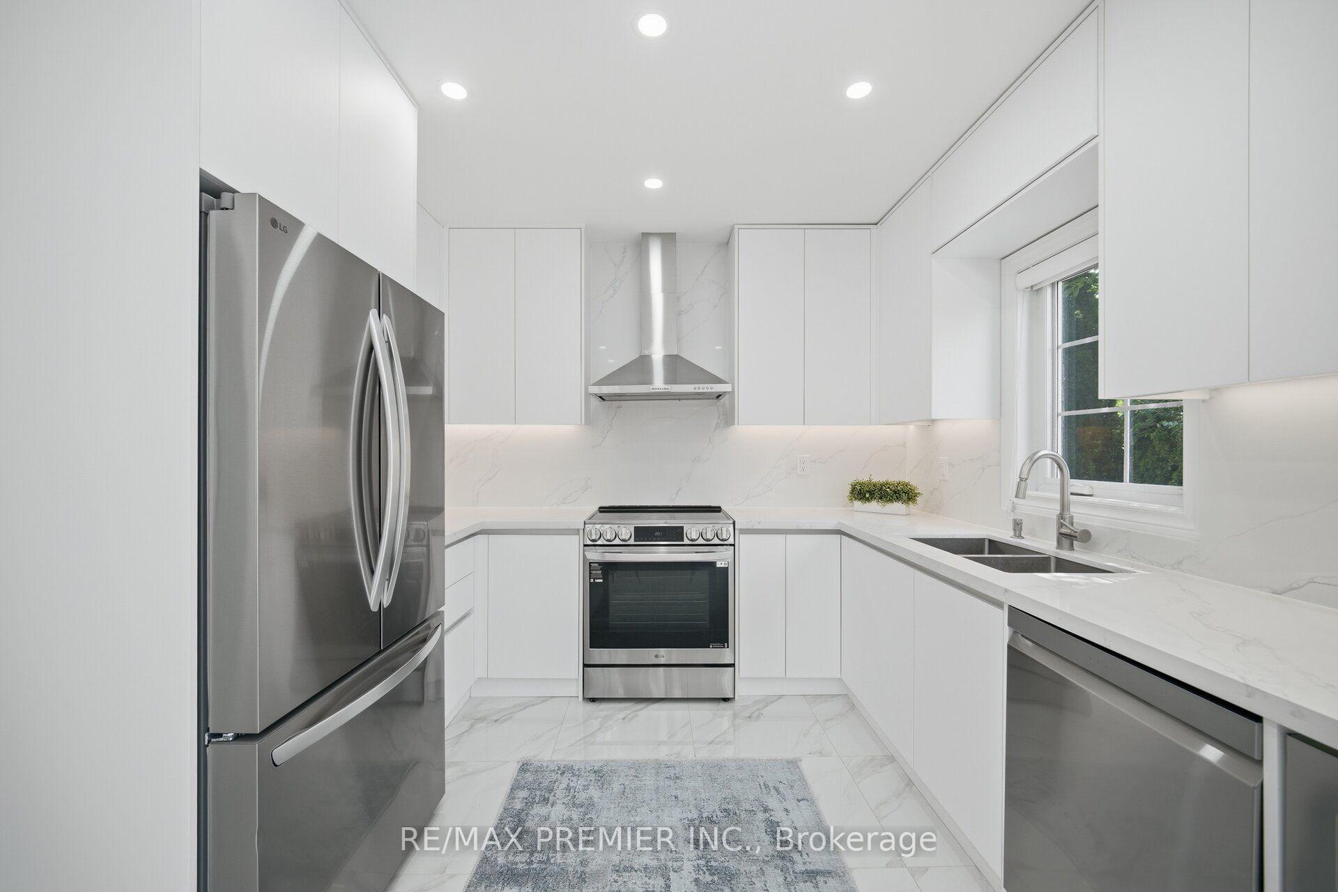 Photo 13 of 95 Hudson Drive, Vaughan, Maple — HOMEH
