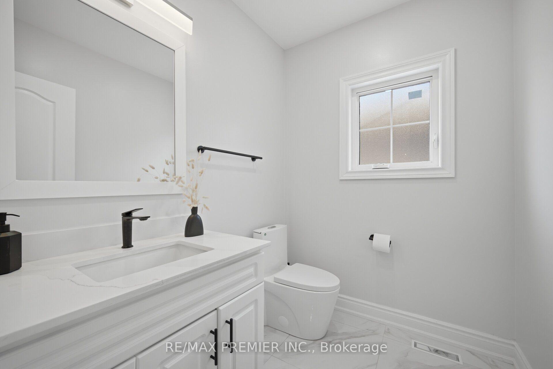 Photo 20 of 95 Hudson Drive, Vaughan, Maple — HOMEH