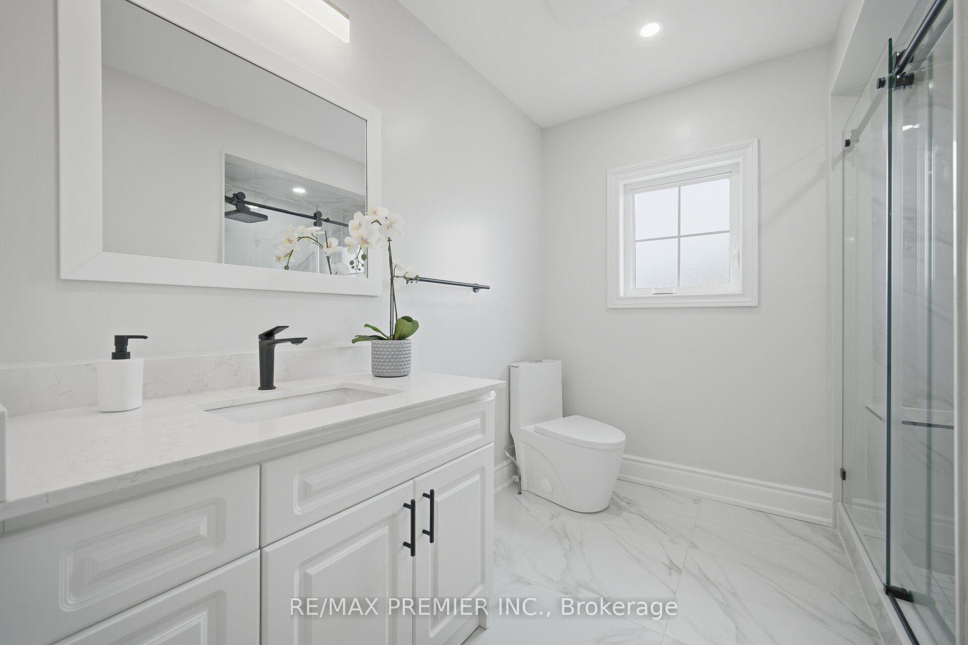 Photo 33 of 95 Hudson Drive, Vaughan, Maple — HOMEH
