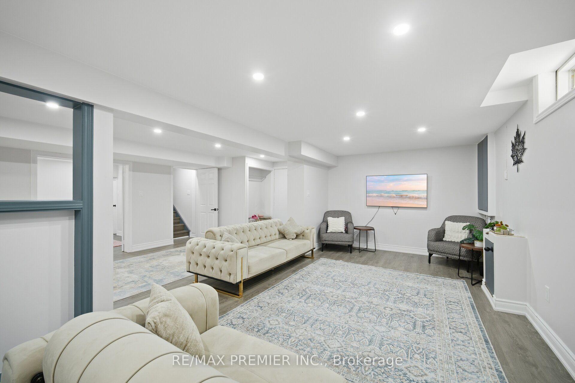 Photo 36 of 95 Hudson Drive, Vaughan, Maple — HOMEH