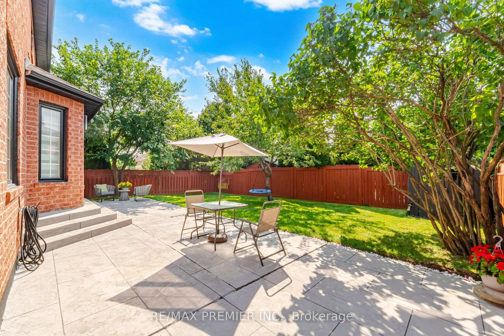 Photo 45 of 95 Hudson Drive, Vaughan, Maple — HOMEH