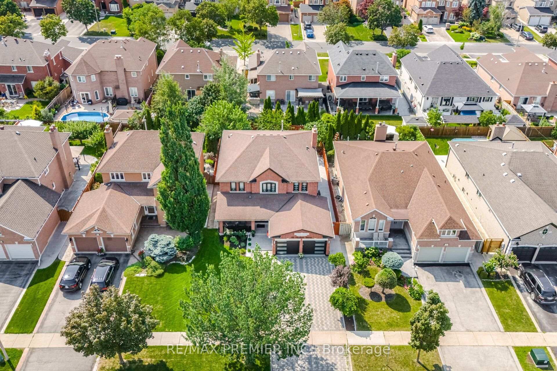 Photo 48 of 95 Hudson Drive, Vaughan, Maple — HOMEH