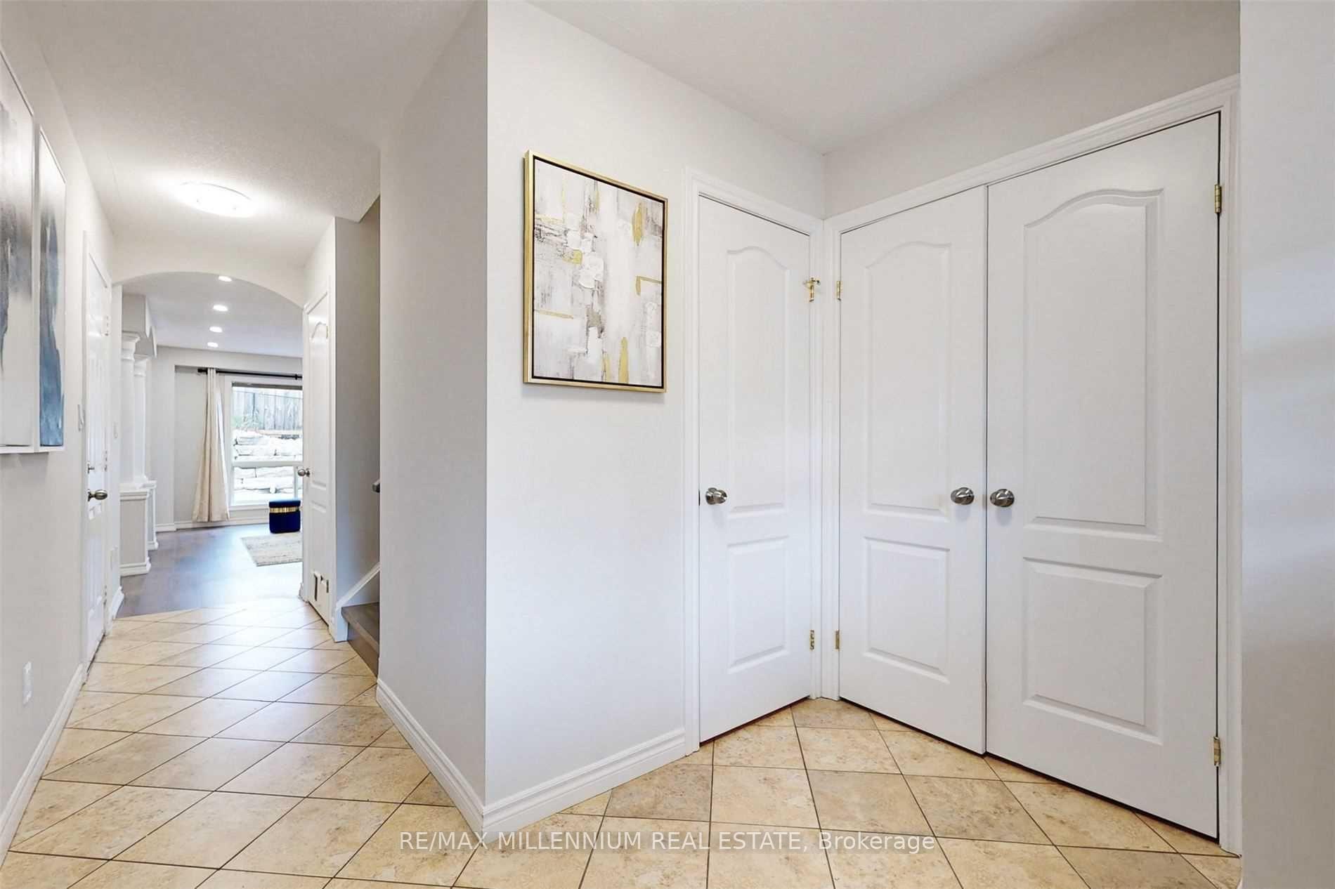 Photo 4 of 17 Darnell Road, Guelph, Kortright West — HOMEH