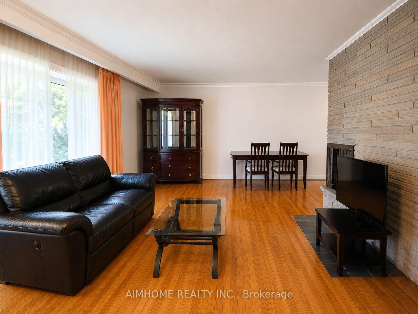 Photo 7 of 25 Burbank Drive, North York, Bayview Village — HOMEH