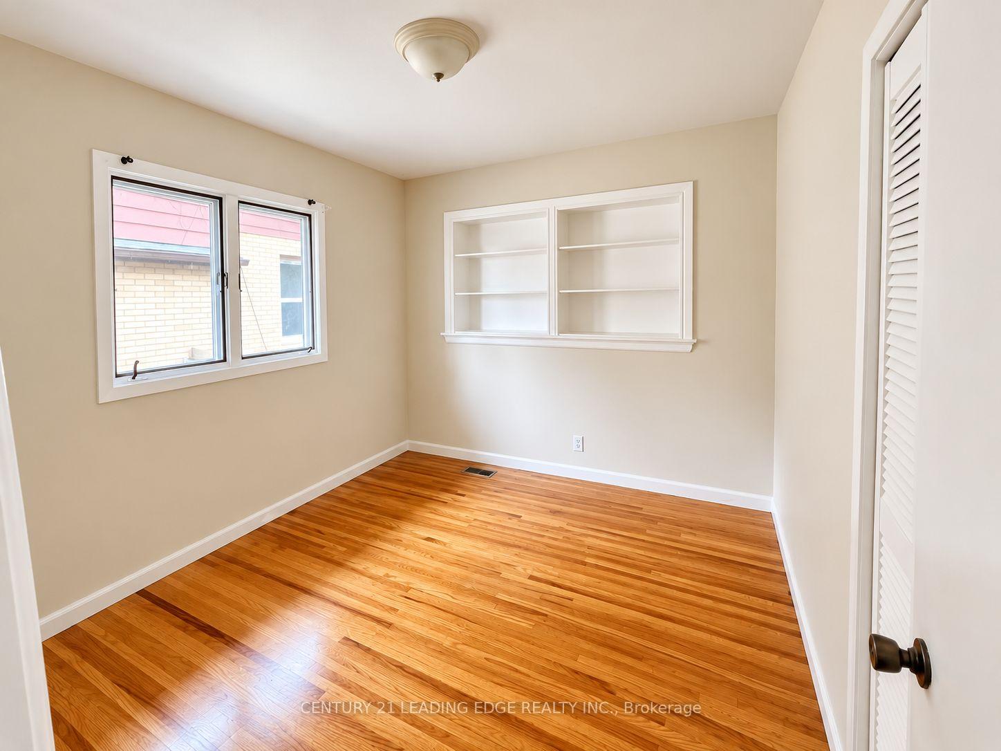 Photo 11 of 1275 Parkview Avenue, Windsor, Riverside - Windsor — HOMEH