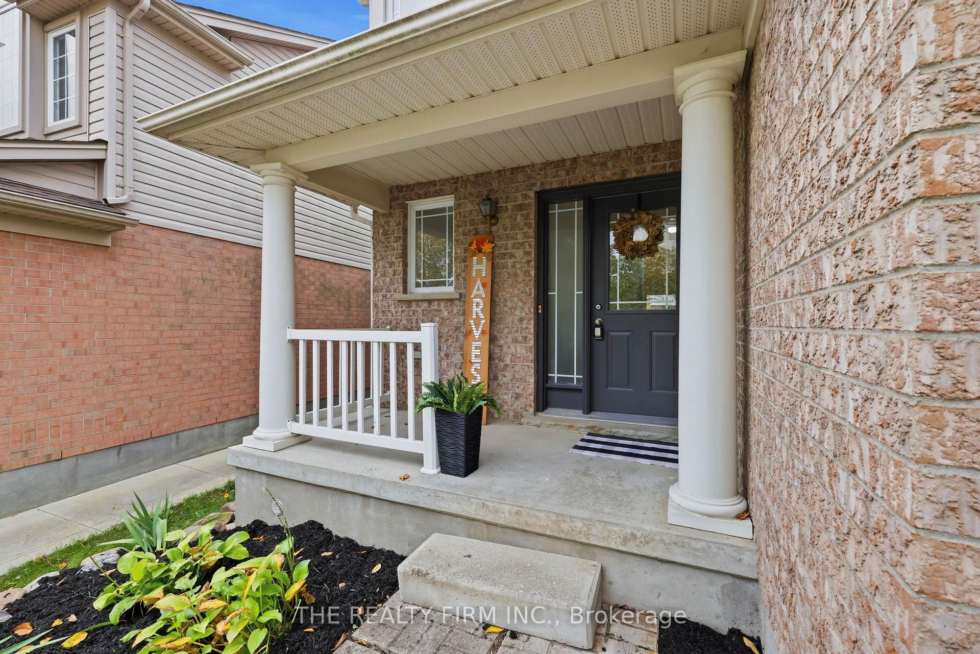 Photo 3 of 833 Capulet Lane, London, North M — HOMEH