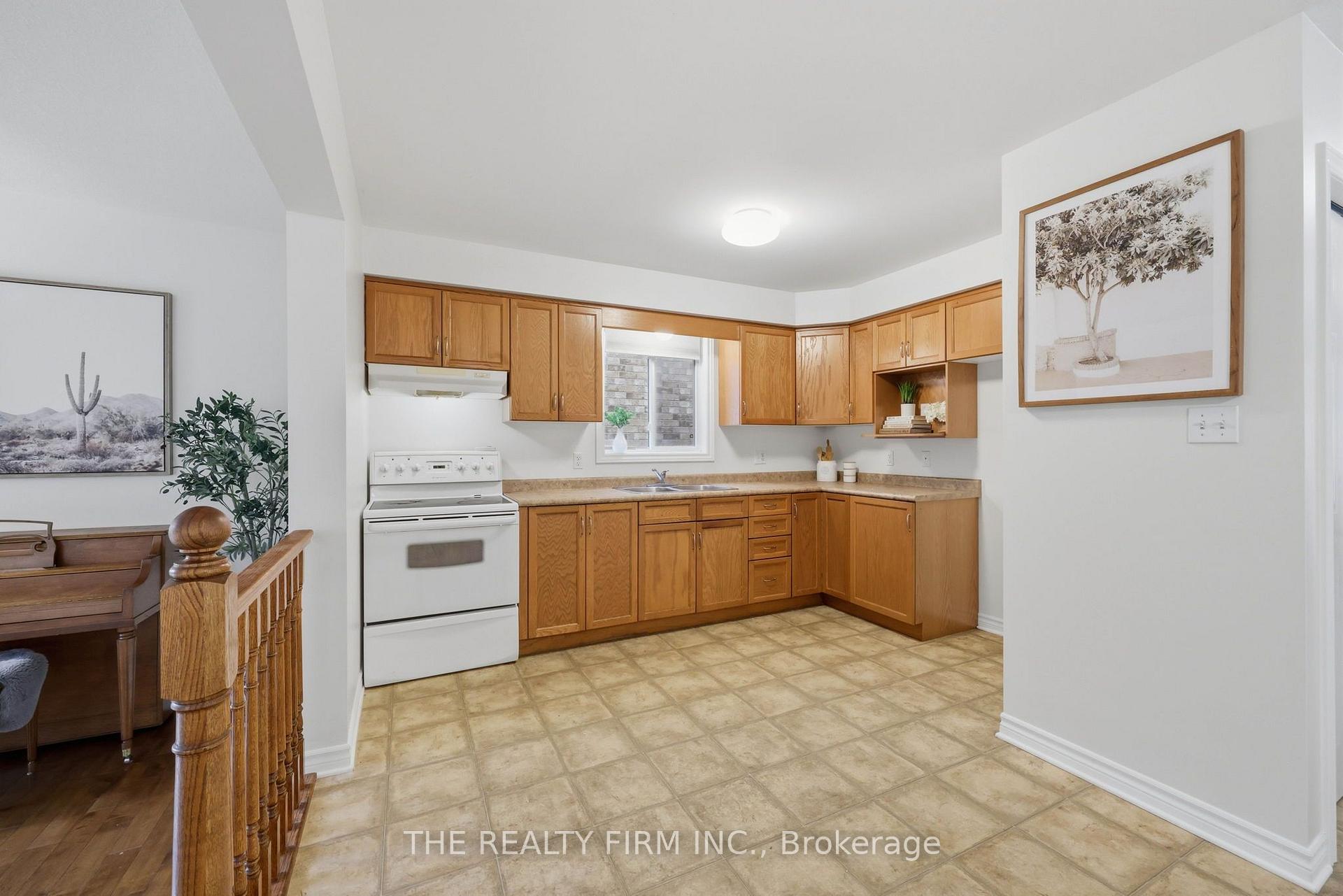 Photo 11 of 833 Capulet Lane, London, North M — HOMEH