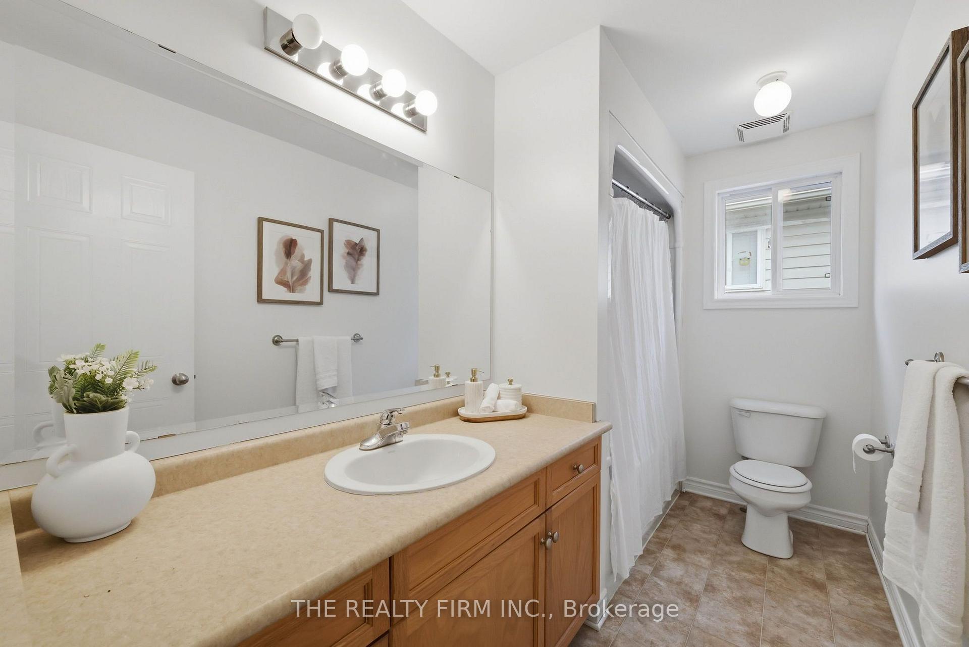 Photo 28 of 833 Capulet Lane, London, North M — HOMEH
