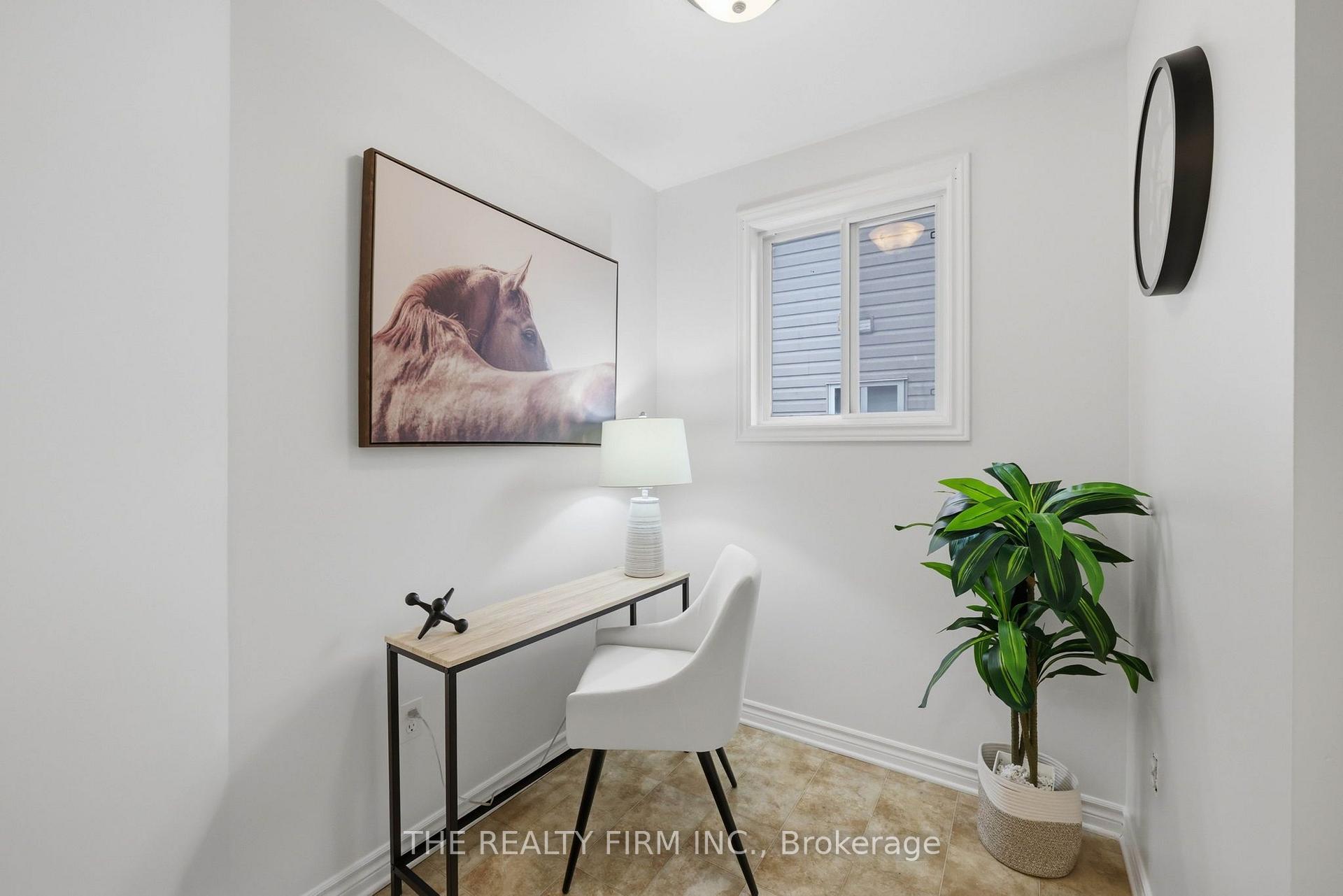 Photo 29 of 833 Capulet Lane, London, North M — HOMEH