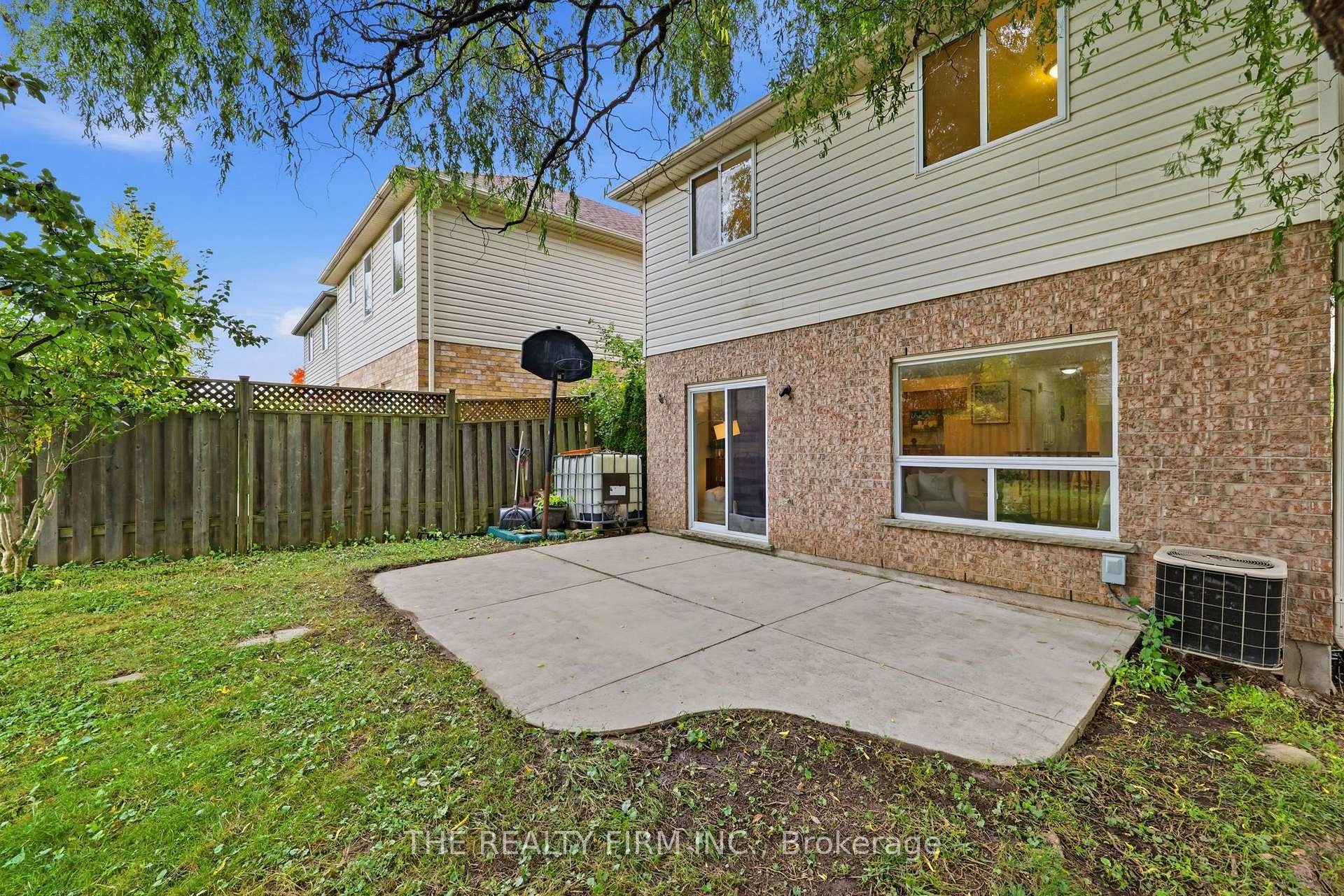 Photo 43 of 833 Capulet Lane, London, North M — HOMEH