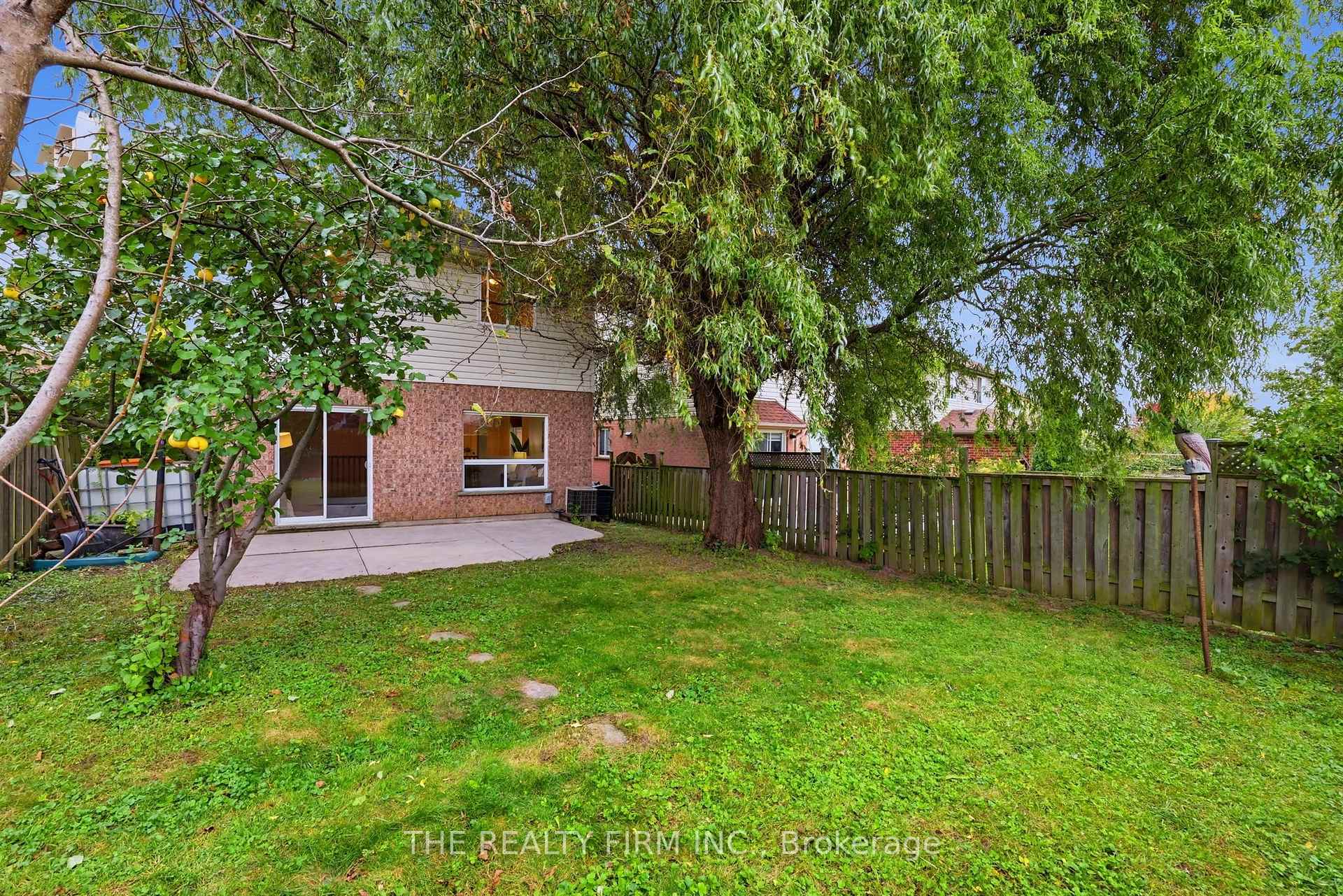 Photo 45 of 833 Capulet Lane, London, North M — HOMEH