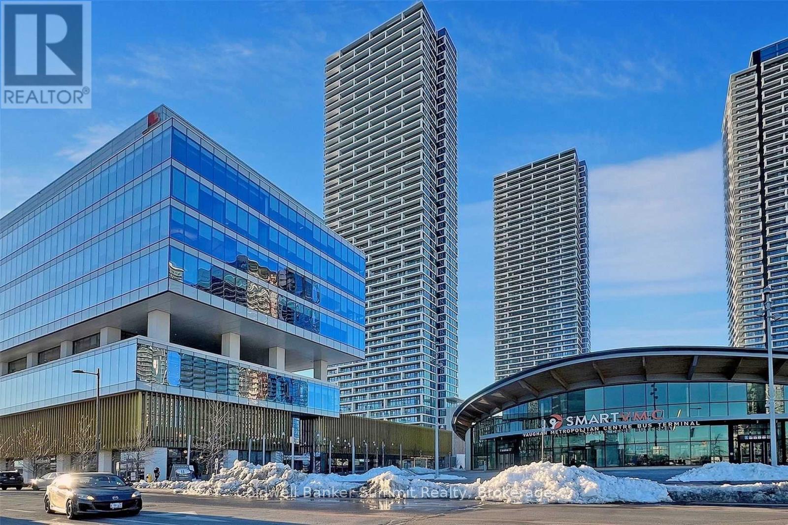 Photo of Unit 1002, 1000 Portage Parkway