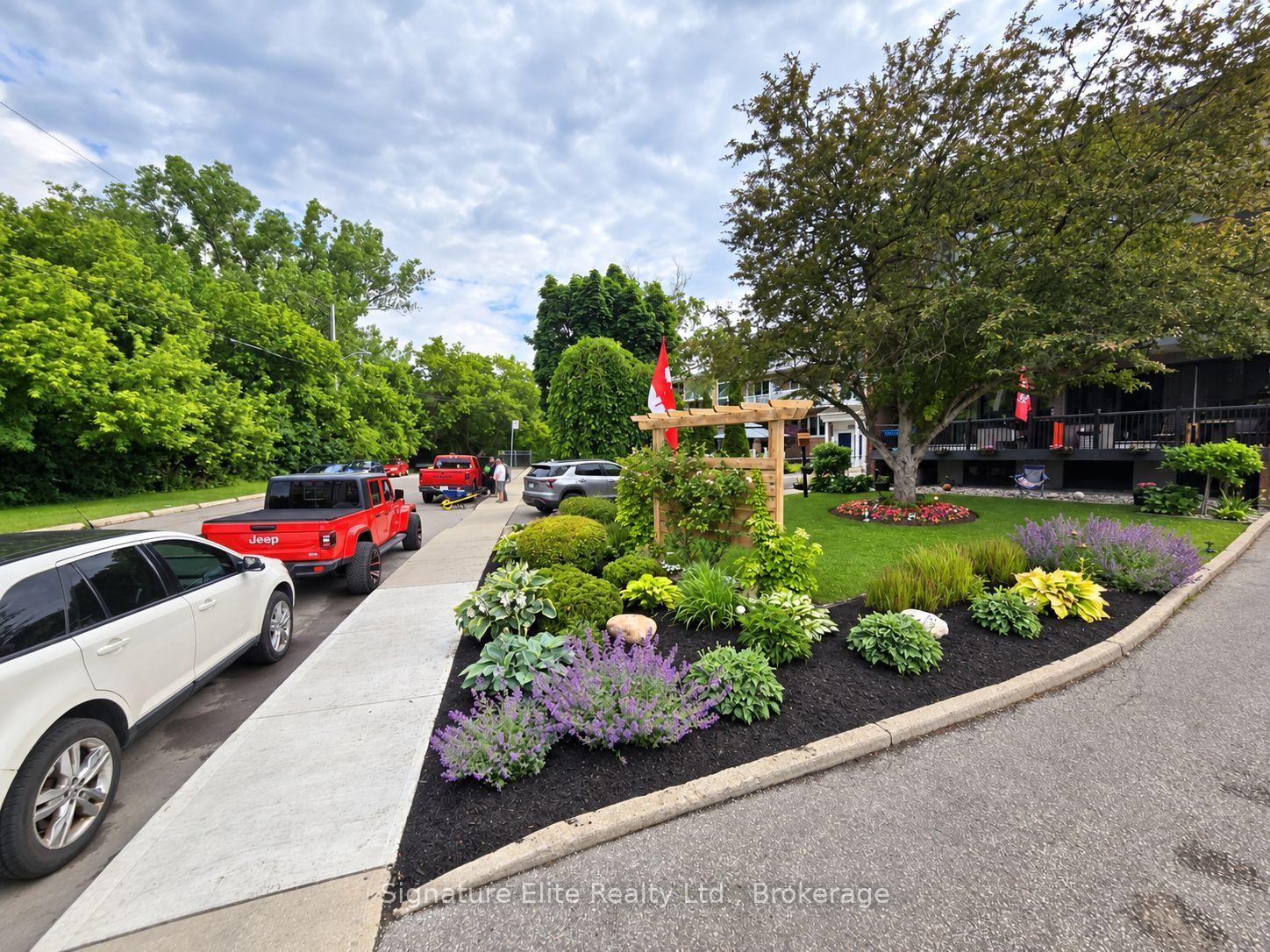 Photo 14 of Unit 303, 291 Scarlett Road, Toronto, Rockcliffe-Smythe — HOMEH