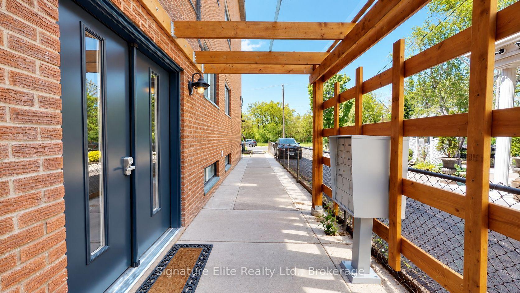Photo 15 of Unit 303, 291 Scarlett Road, Toronto, Rockcliffe-Smythe — HOMEH