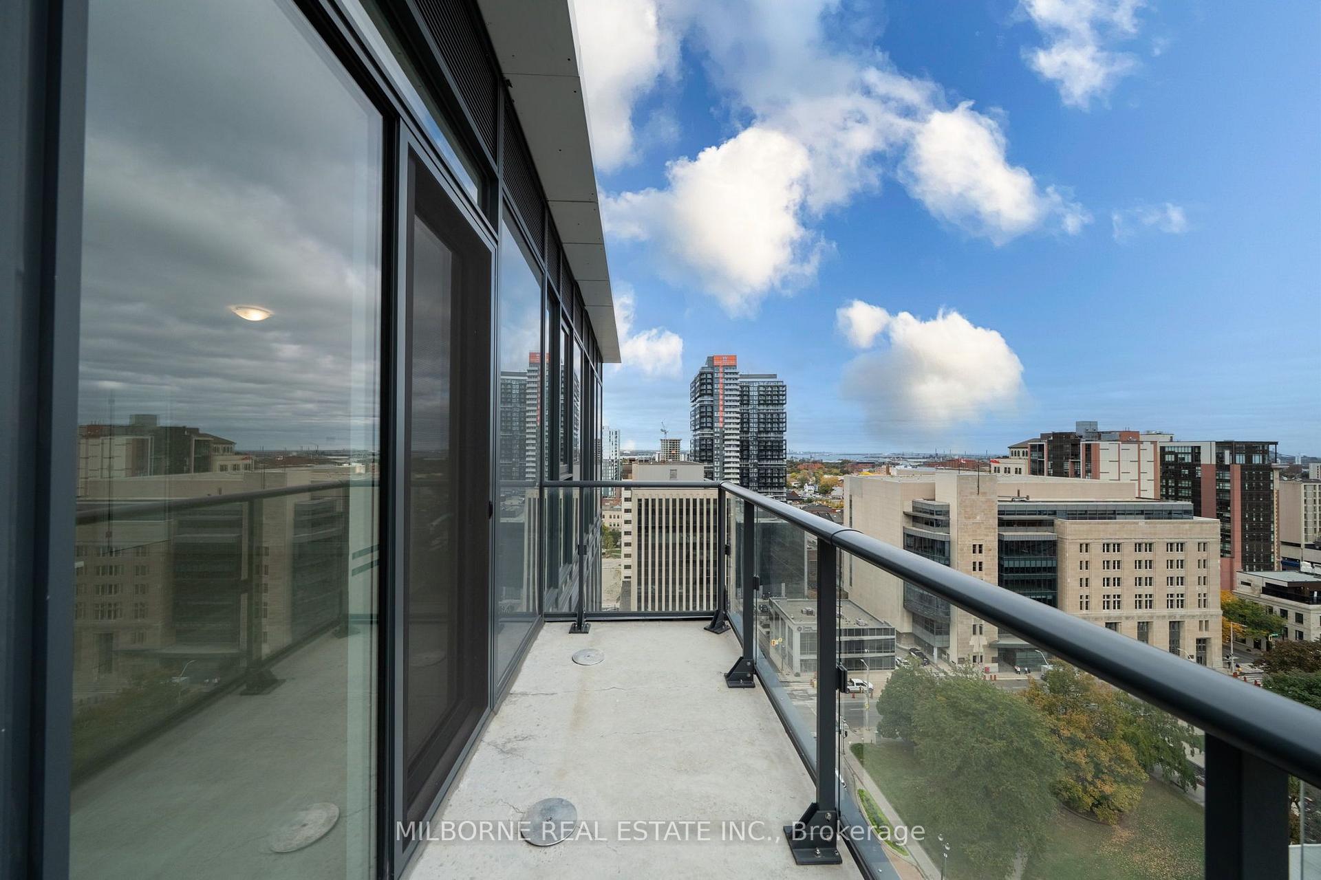 Photo 12 of Unit 1511, 75 James Street S, Hamilton, Corktown — HOMEH