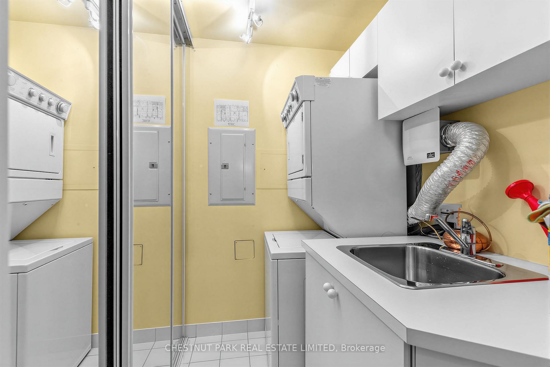 Photo 14 of Unit 102, 11 William Carson Crescent, North York, St. Andrew-Windfields — HOMEH