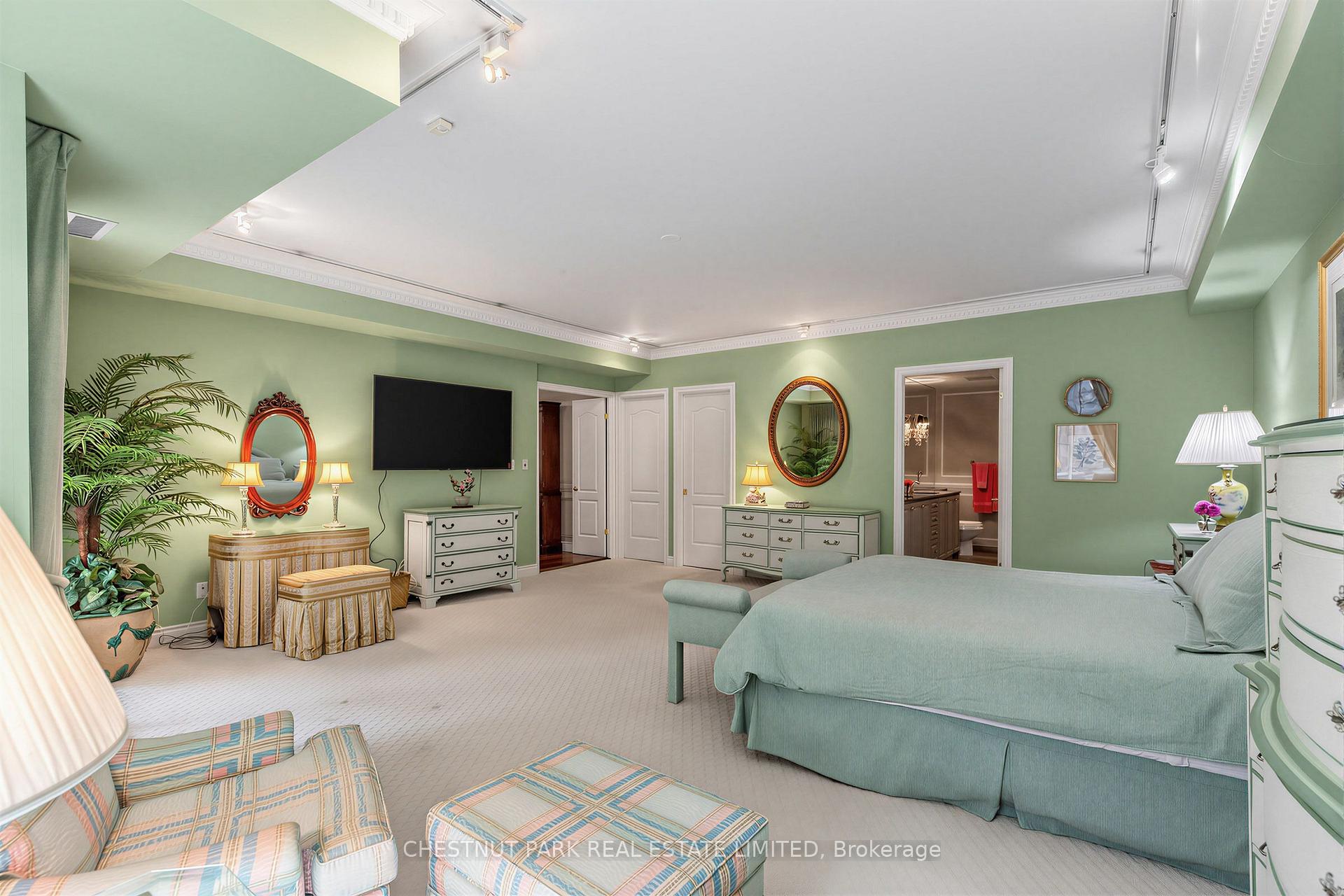 Photo 17 of Unit 102, 11 William Carson Crescent, North York, St. Andrew-Windfields — HOMEH