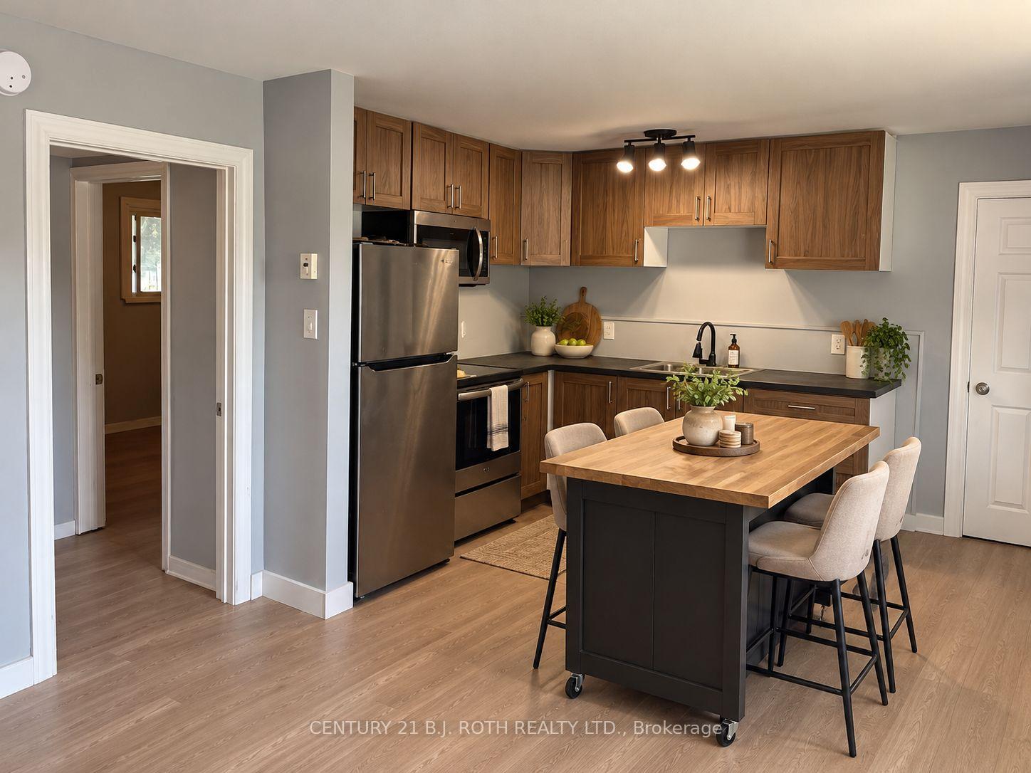 Photo 3 of 240 Clayborne Place, Orillia — HOMEH