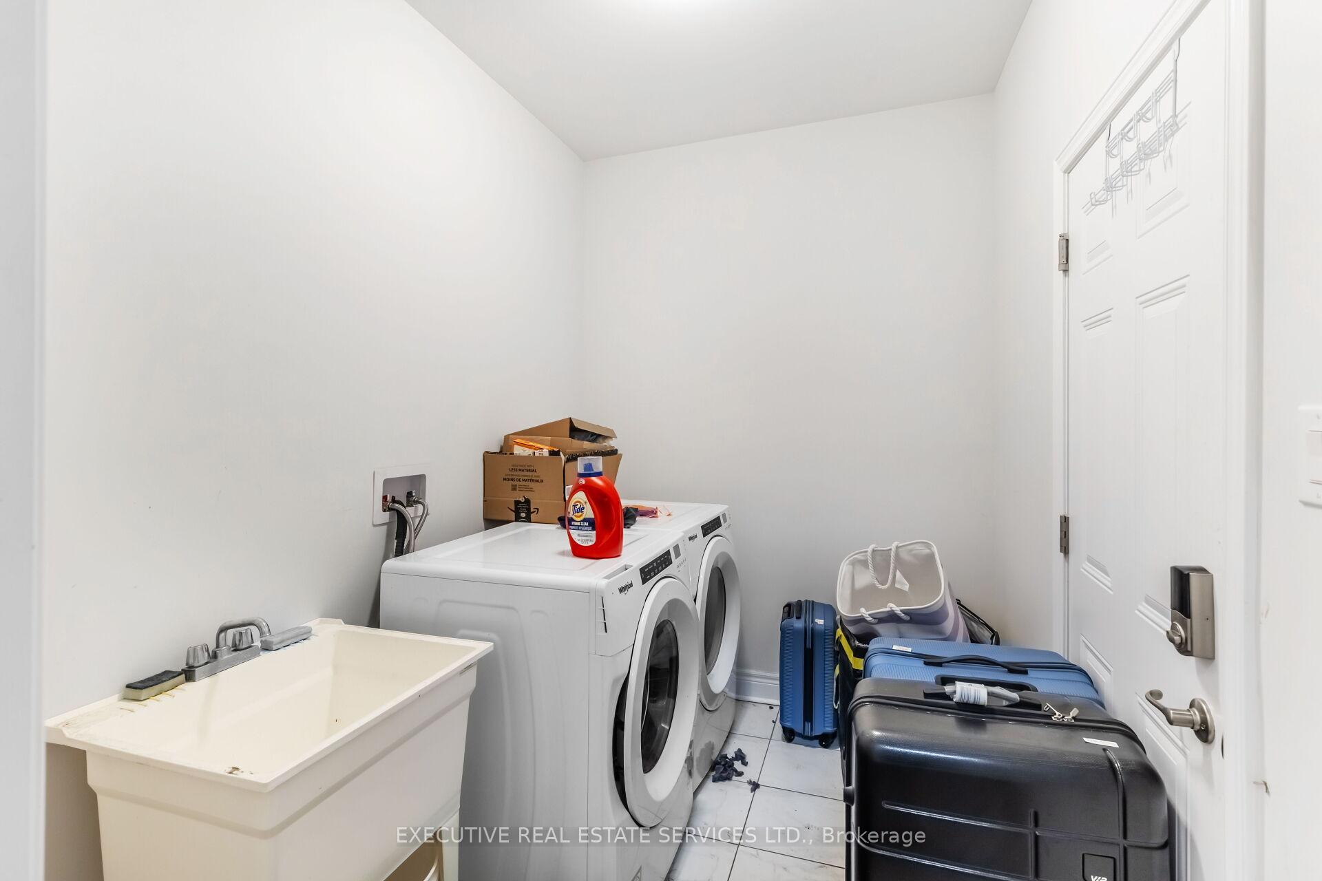 Photo 22 of 105 Branigan Crescent, Halton Hills, Georgetown — HOMEH