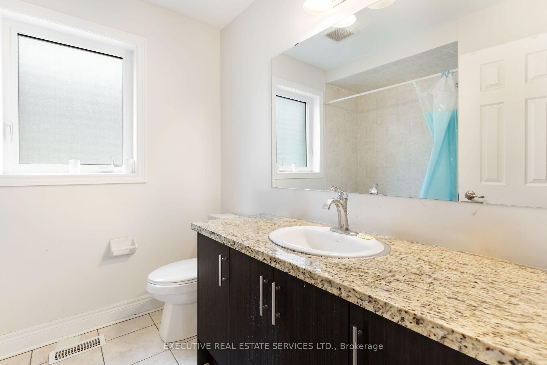 Photo 34 of 105 Branigan Crescent, Halton Hills, Georgetown — HOMEH