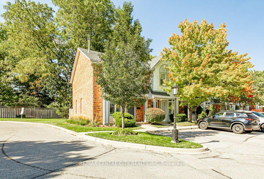 Photo 2 of Unit 32, 1415 Commissioners Road W, London, South B — HOMEH