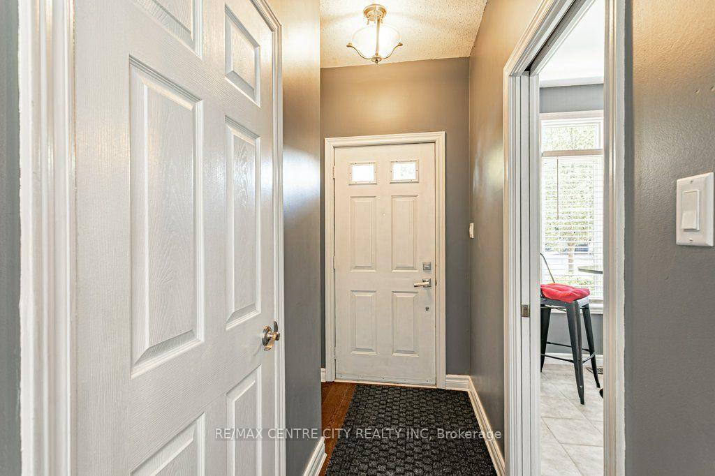 Photo 5 of Unit 32, 1415 Commissioners Road W, London, South B — HOMEH