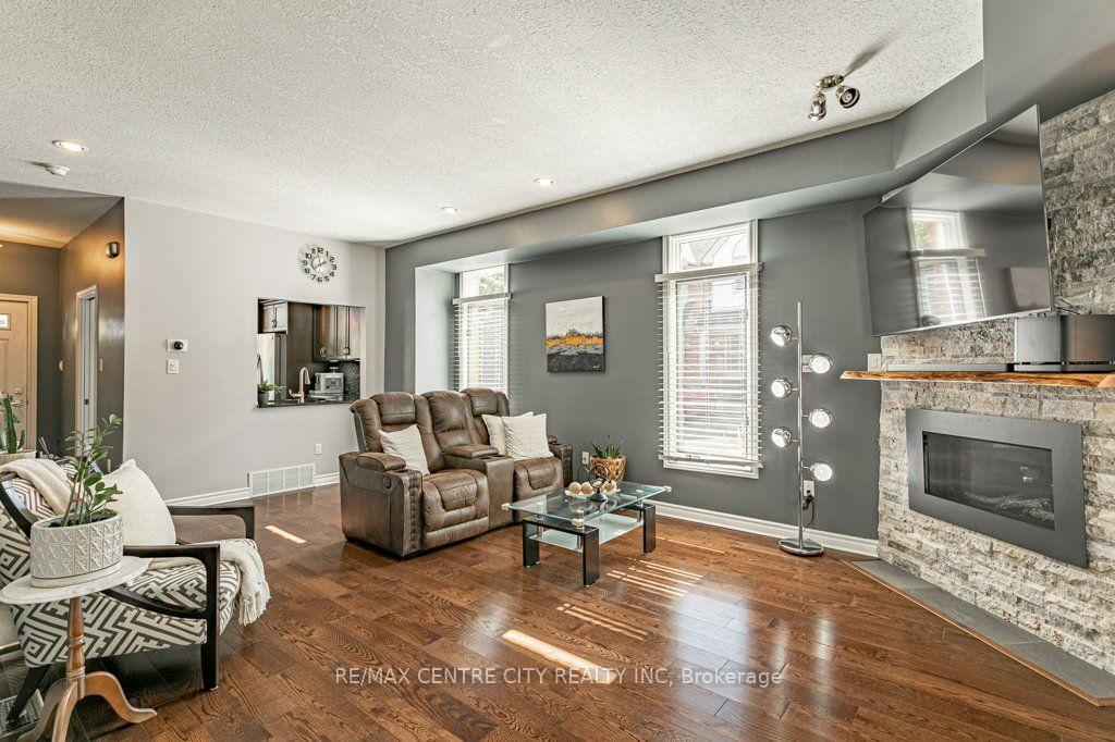 Photo 12 of Unit 32, 1415 Commissioners Road W, London, South B — HOMEH