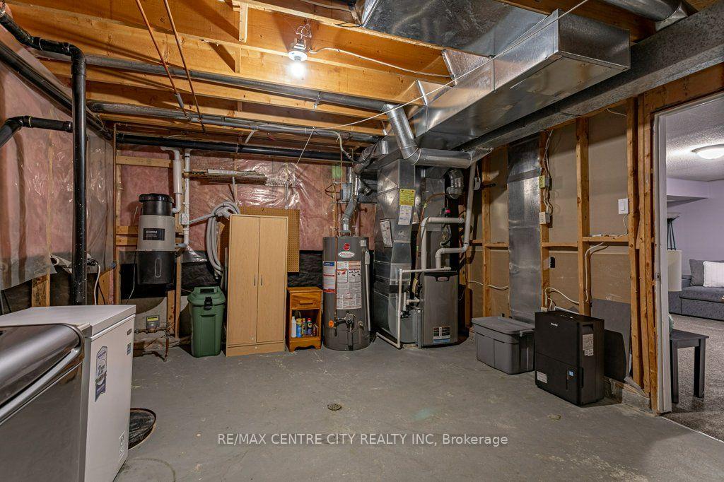 Photo 32 of Unit 32, 1415 Commissioners Road W, London, South B — HOMEH