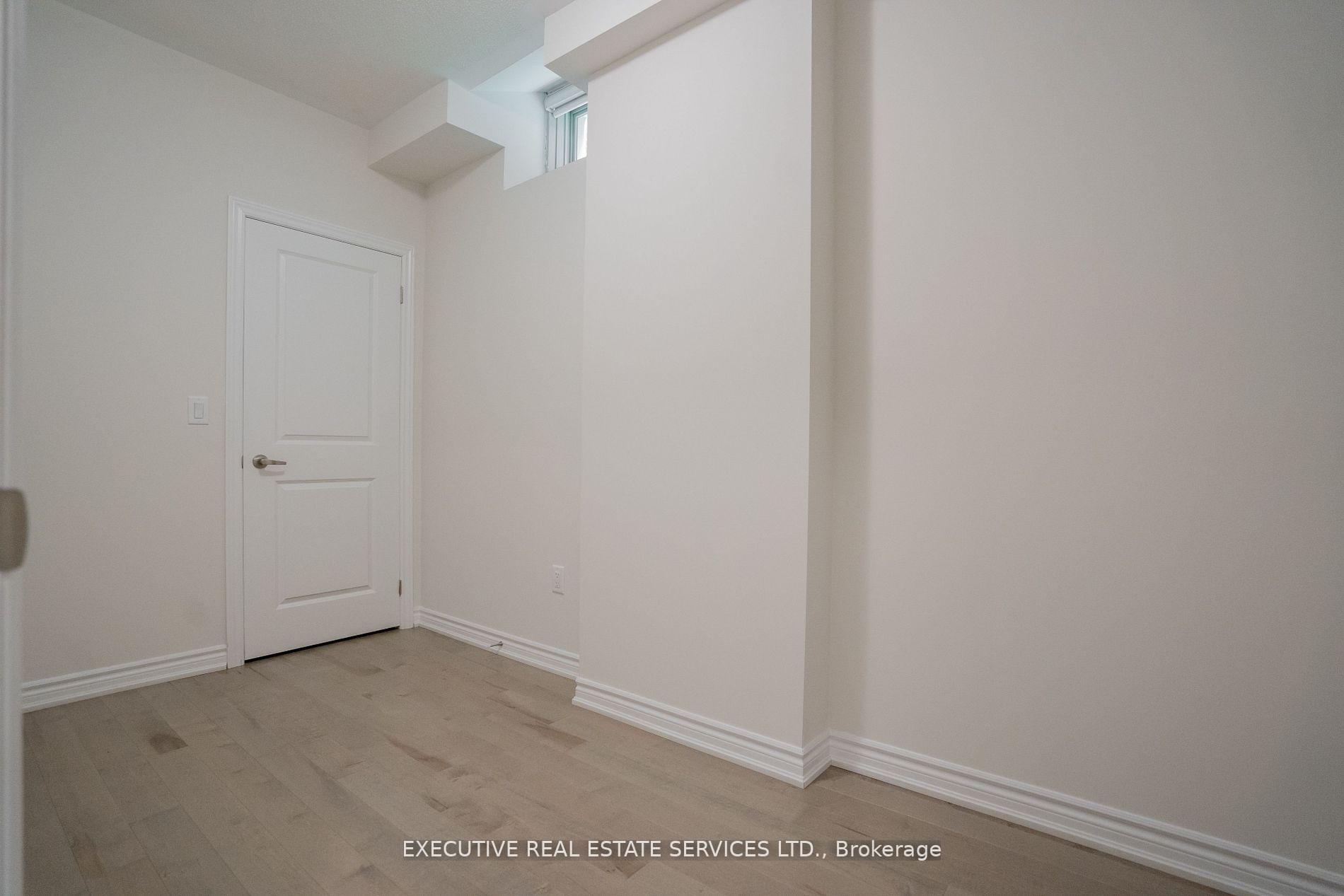 Photo 6 of 158 Petch Avenue, Brampton, Northwest Brampton — HOMEH