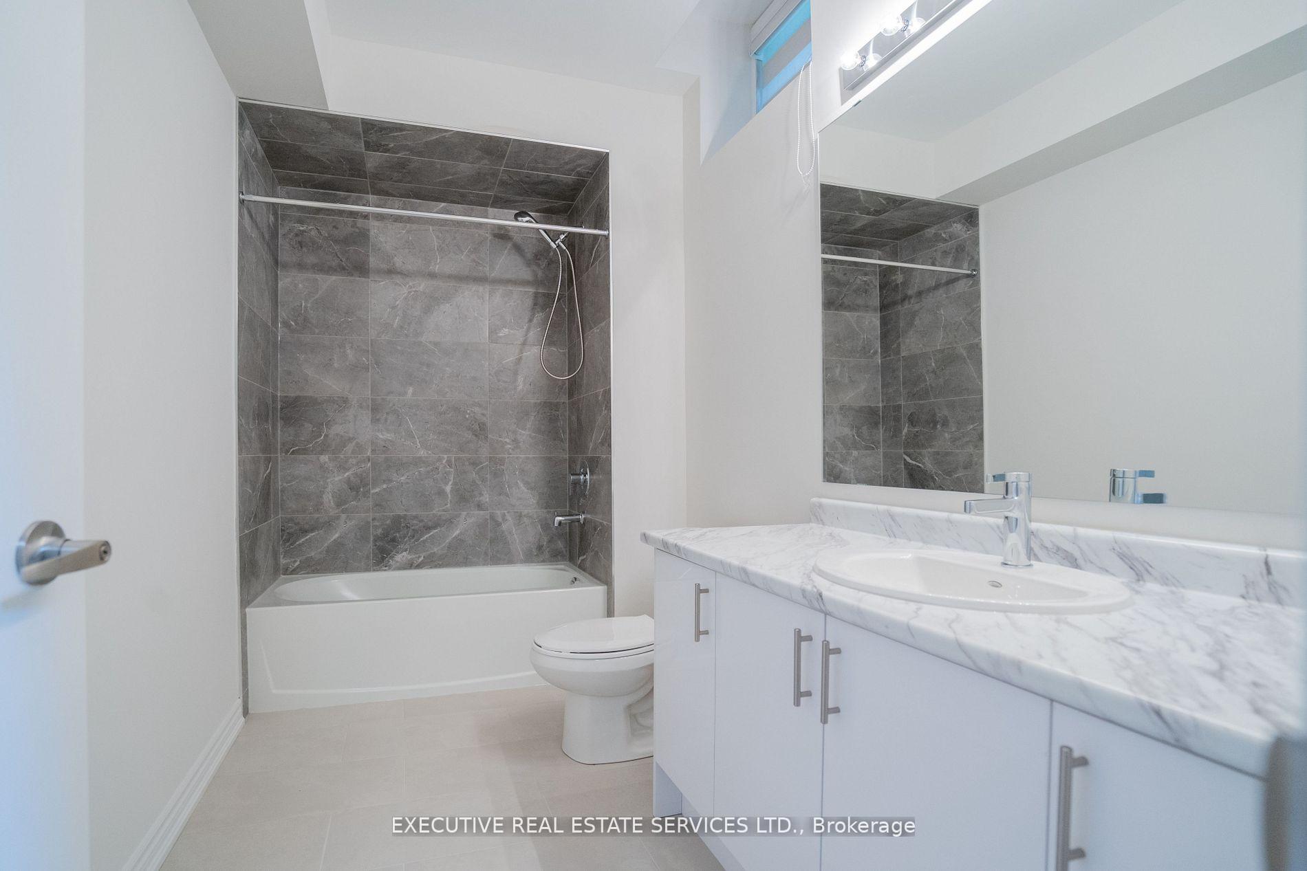 Photo 12 of 158 Petch Avenue, Brampton, Northwest Brampton — HOMEH